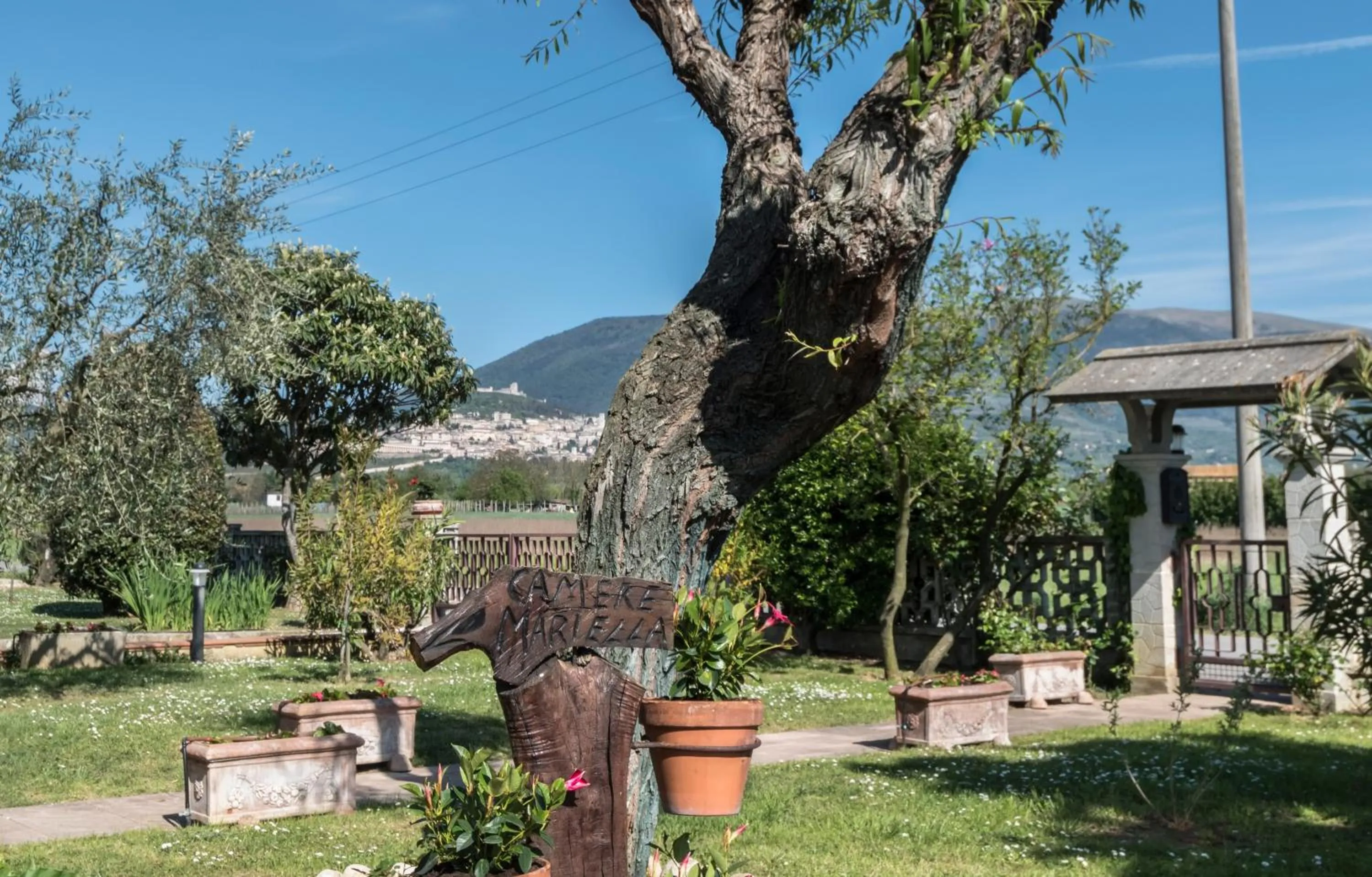 Property building in Camere Mariella