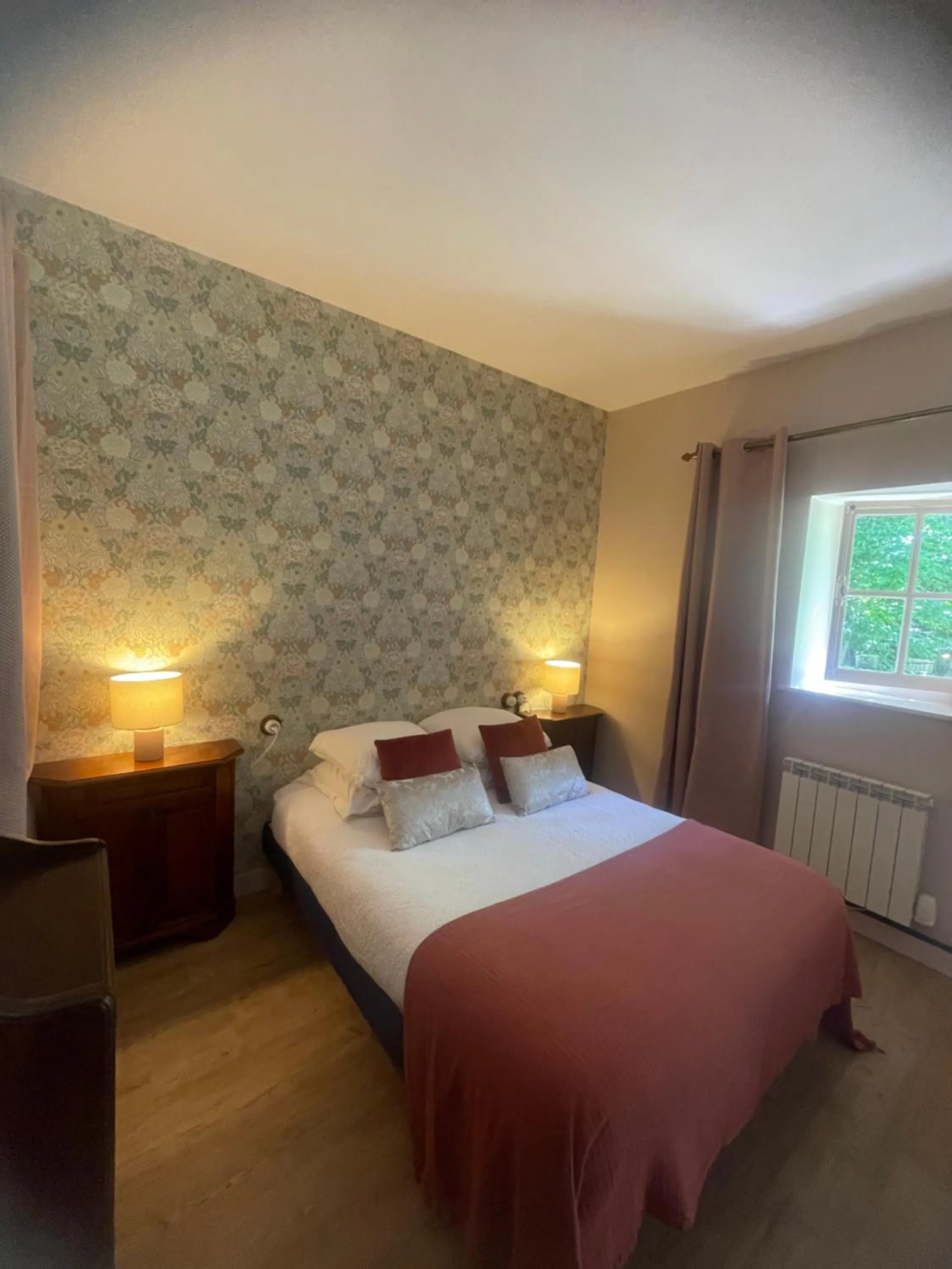 Bed in Hôtel Kastell Dinec'h