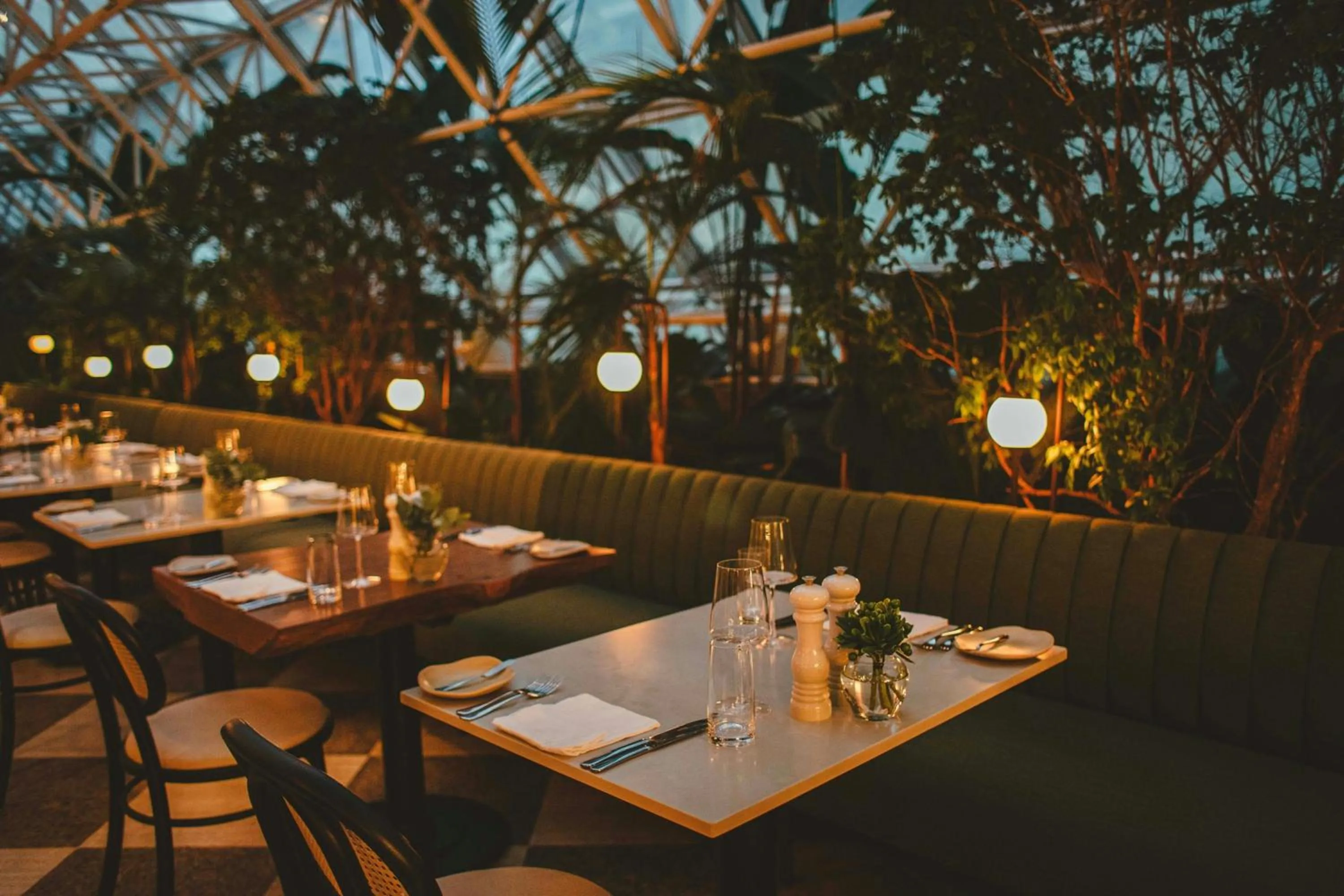 Restaurant/places to eat in Renaissance São Paulo Hotel