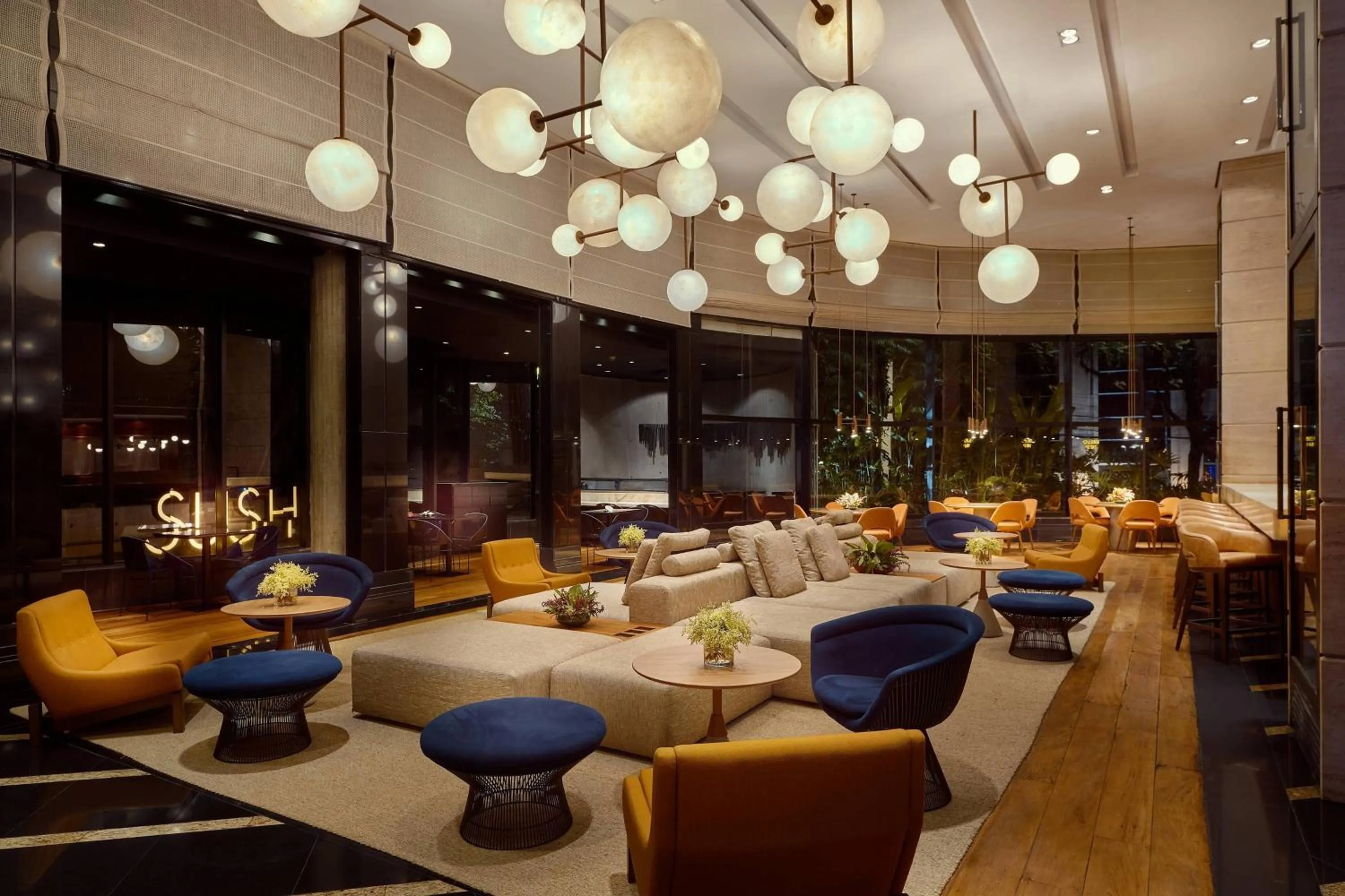 Lounge or bar in Renaissance São Paulo Hotel