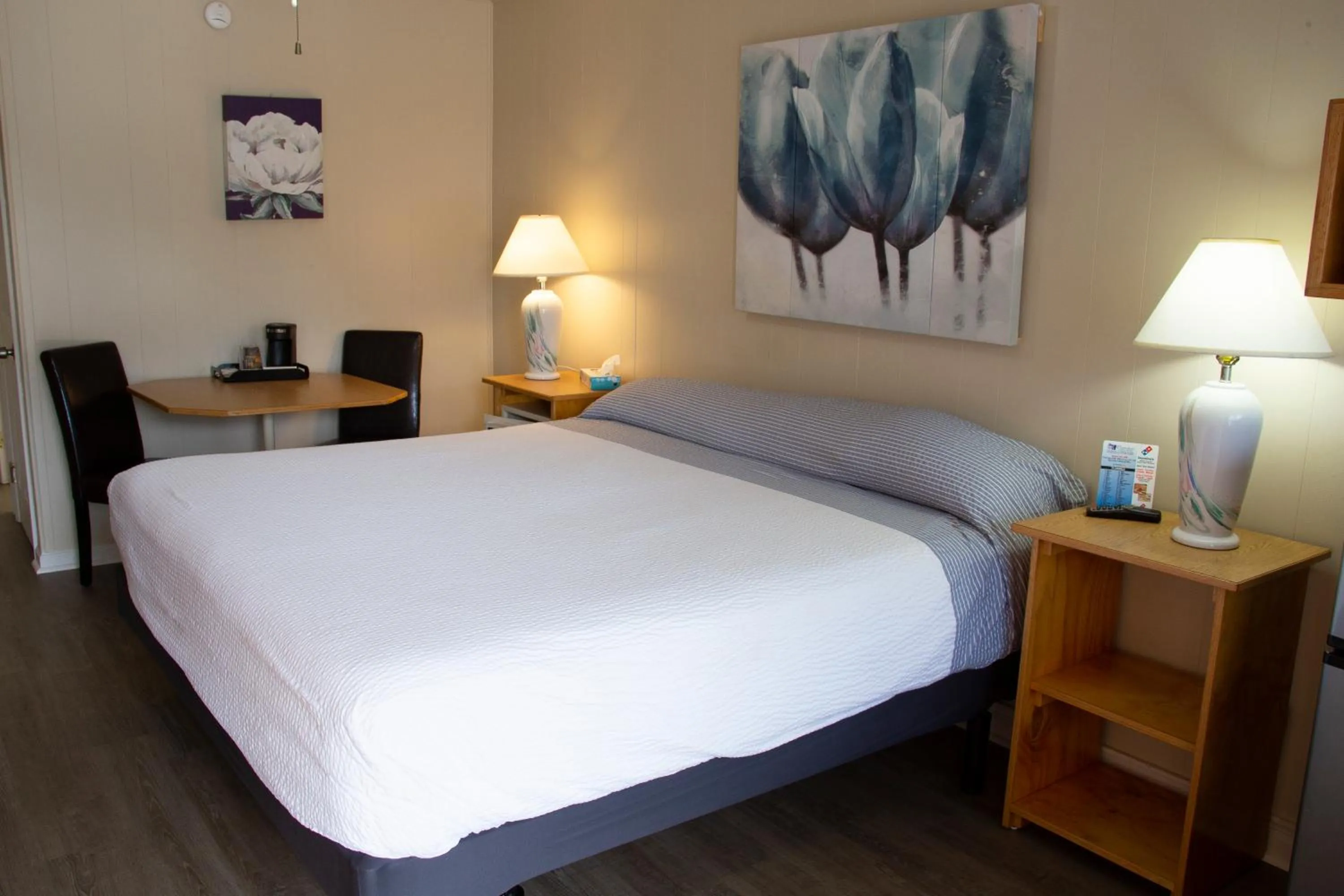 Bed in Florentine Family Motel