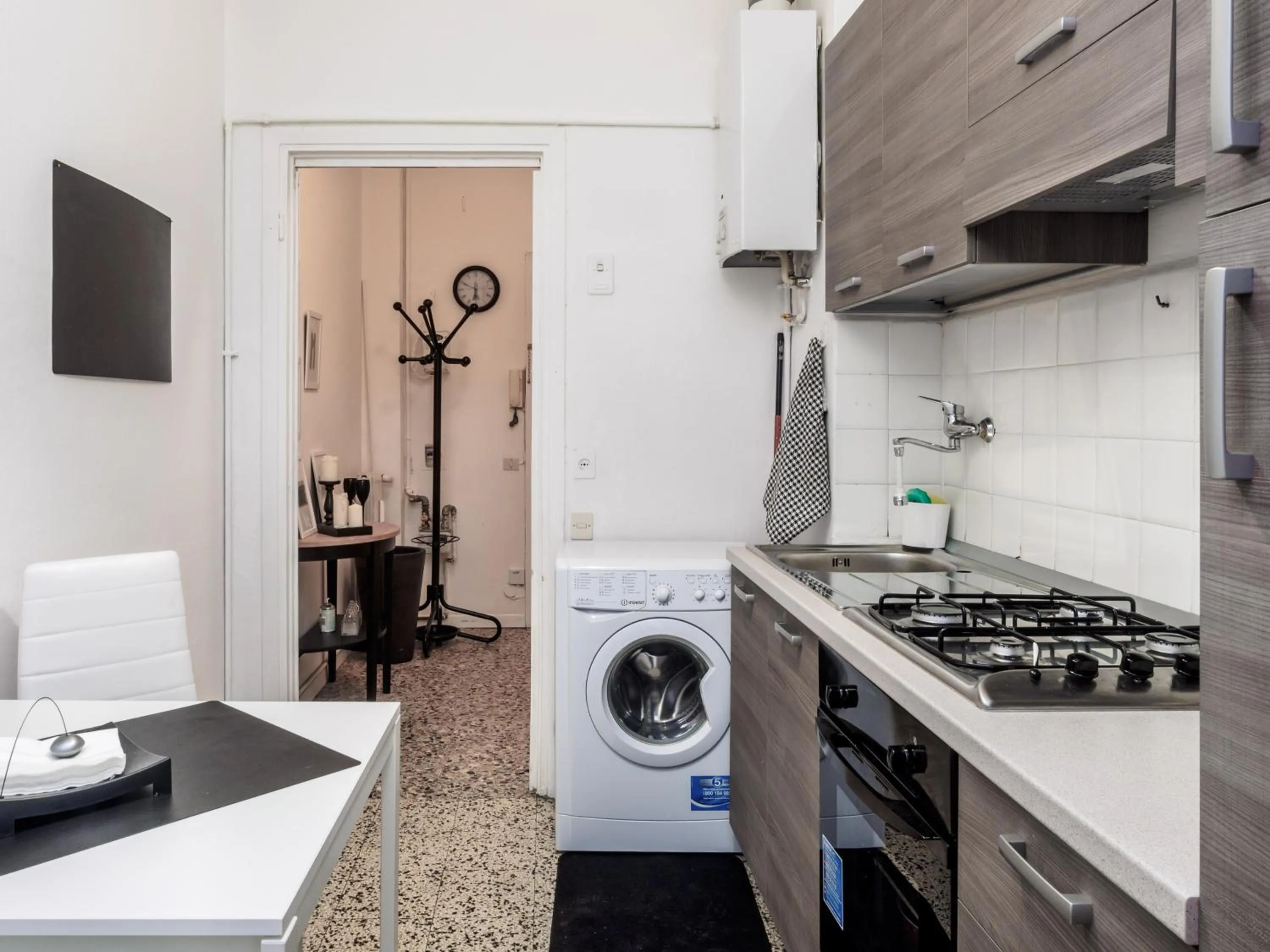 Coffee/tea facilities in Enjoy Apartment Gorla