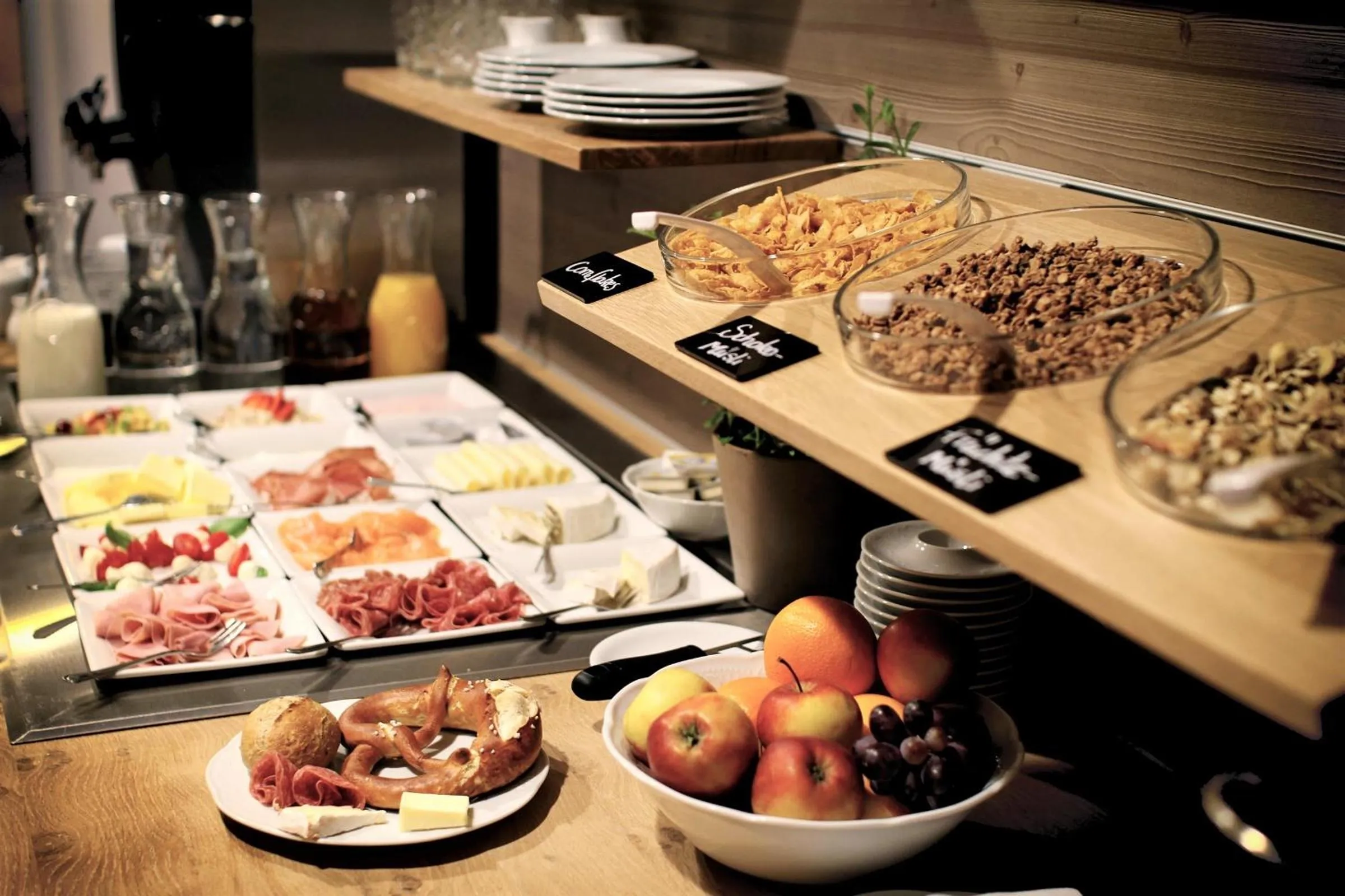 Buffet breakfast in Stadthotel Kachelofen