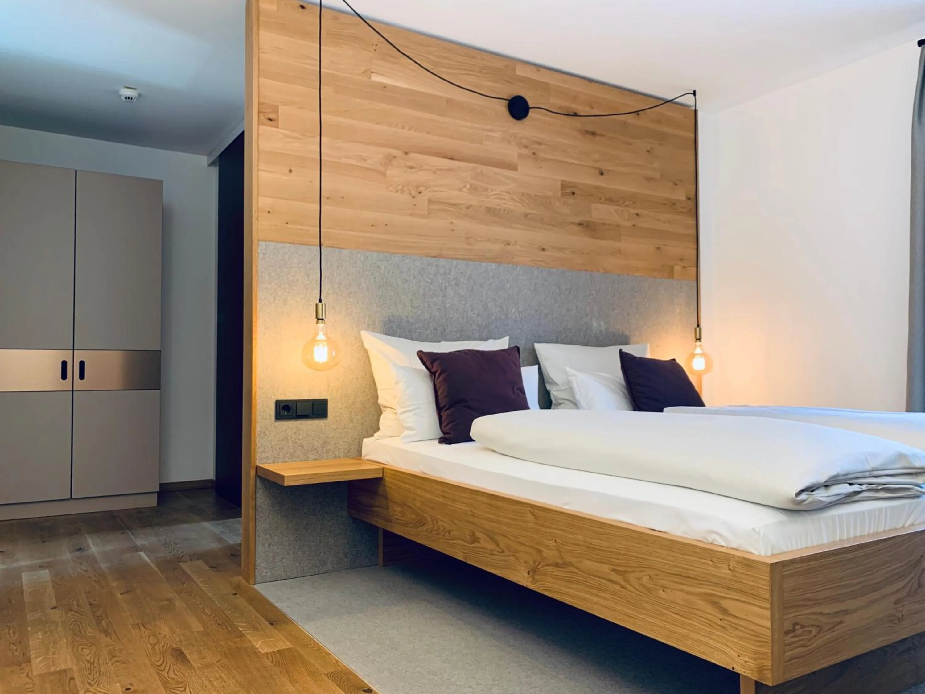 Bedroom, Bed in Stadthotel Kachelofen