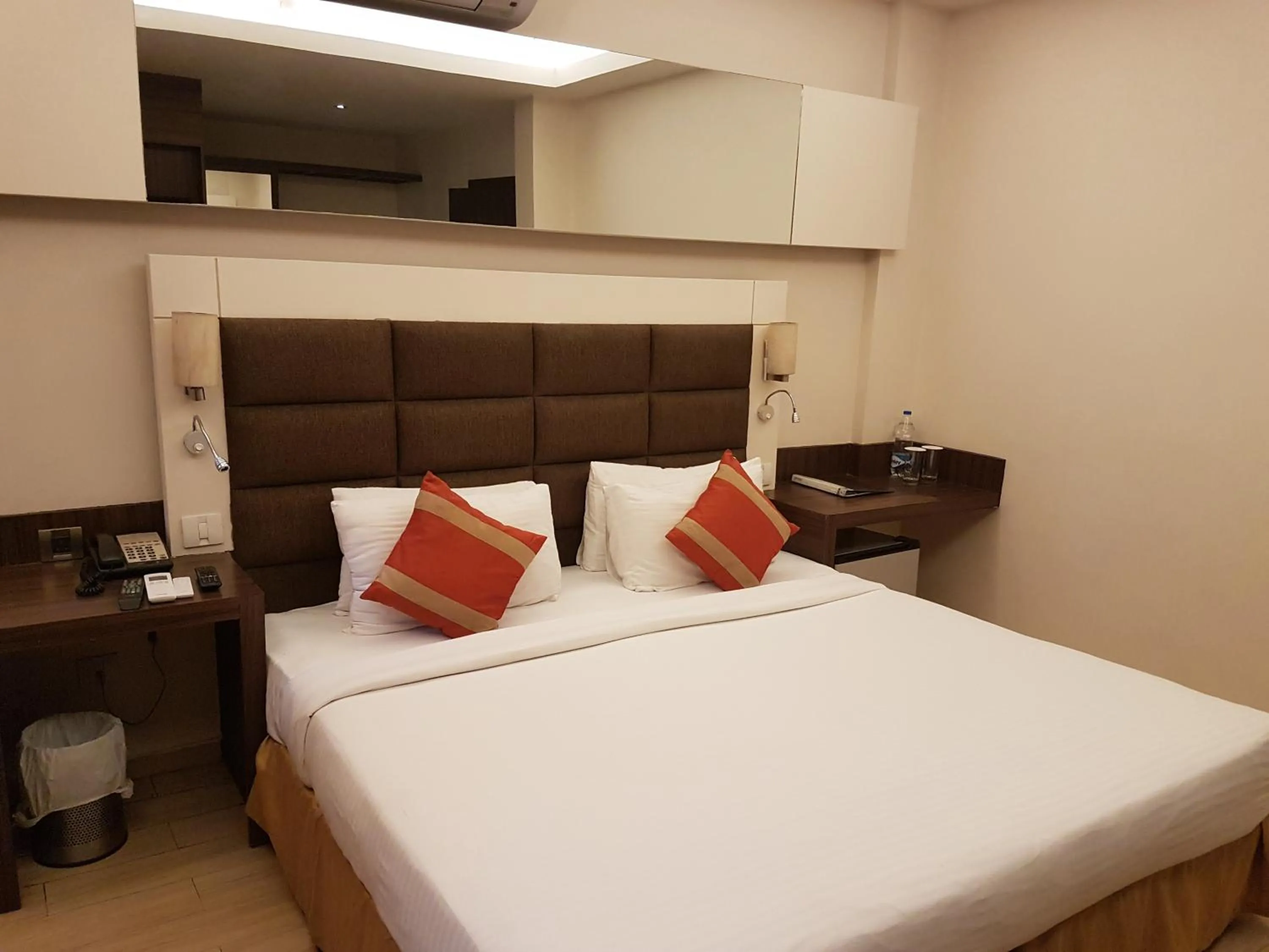 Bed in Hotel Arif Castles