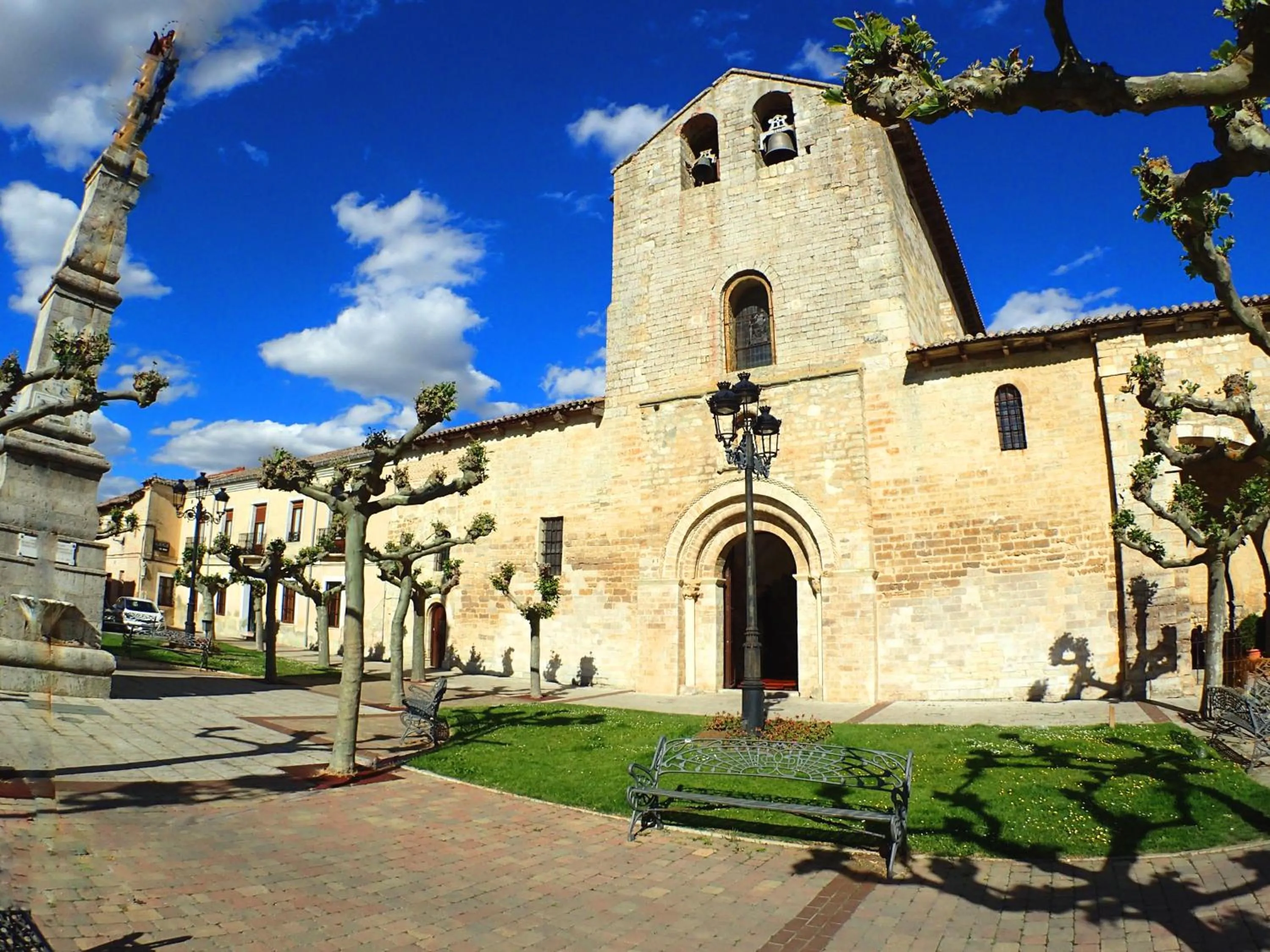 Hostal plaza mayor carrión de los condes