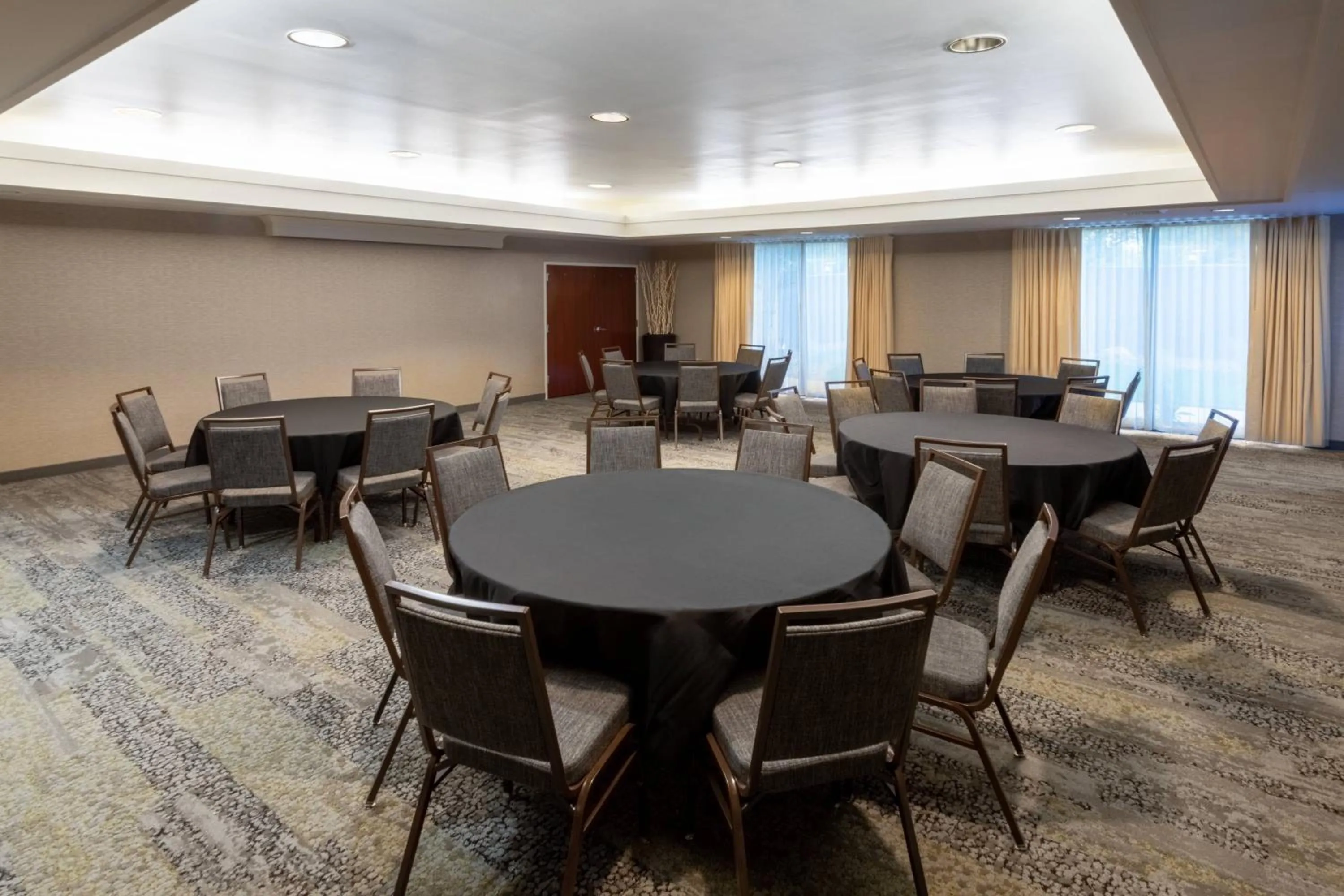 Meeting/conference room in Courtyard by Marriott Reno