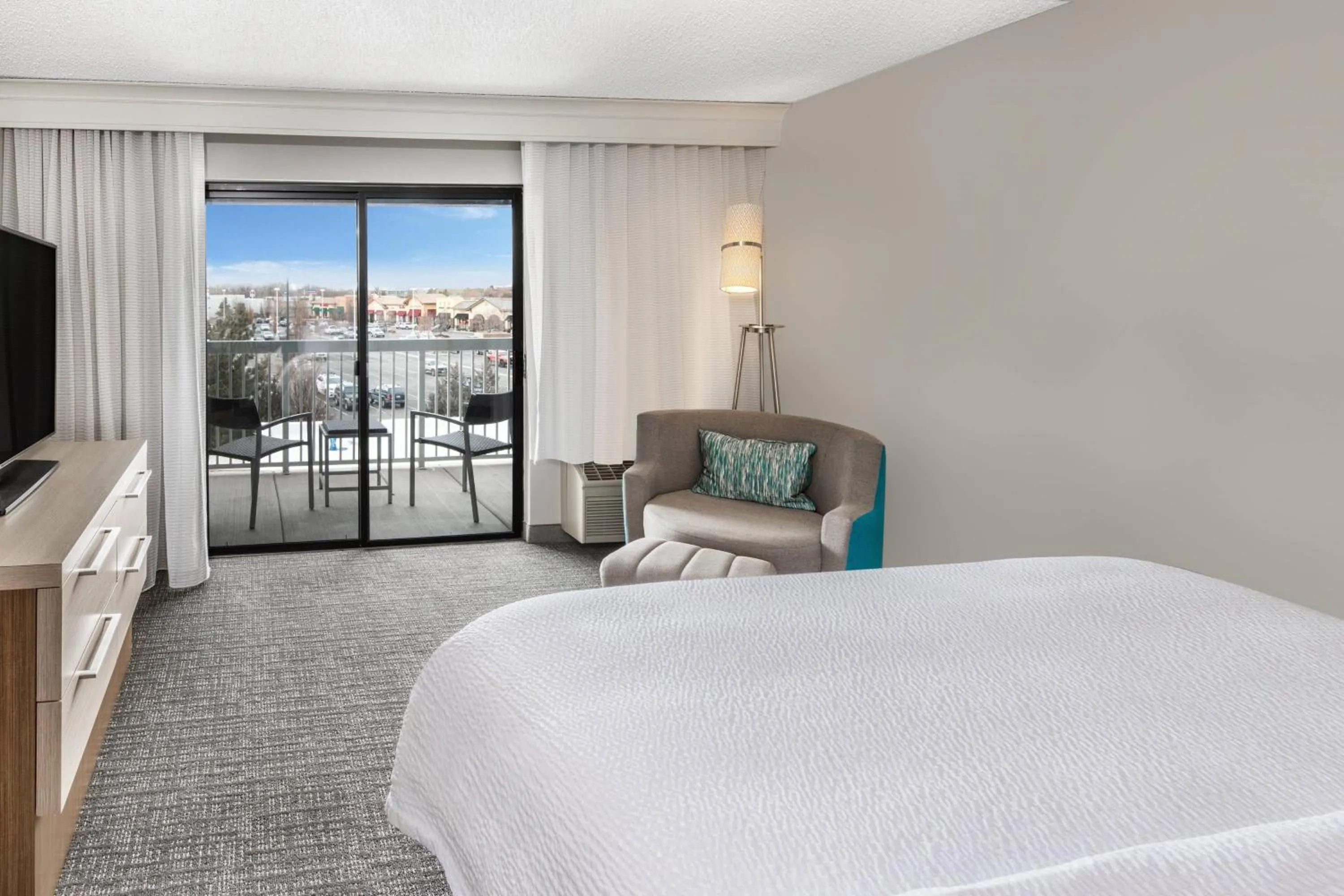 Bedroom, Bed in Courtyard by Marriott Reno