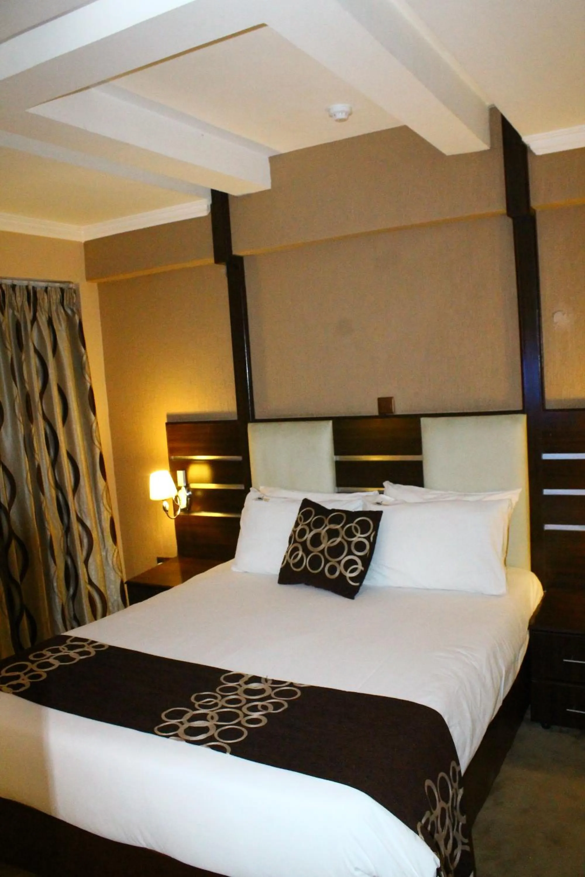 Bed in Airport Landing Hotel