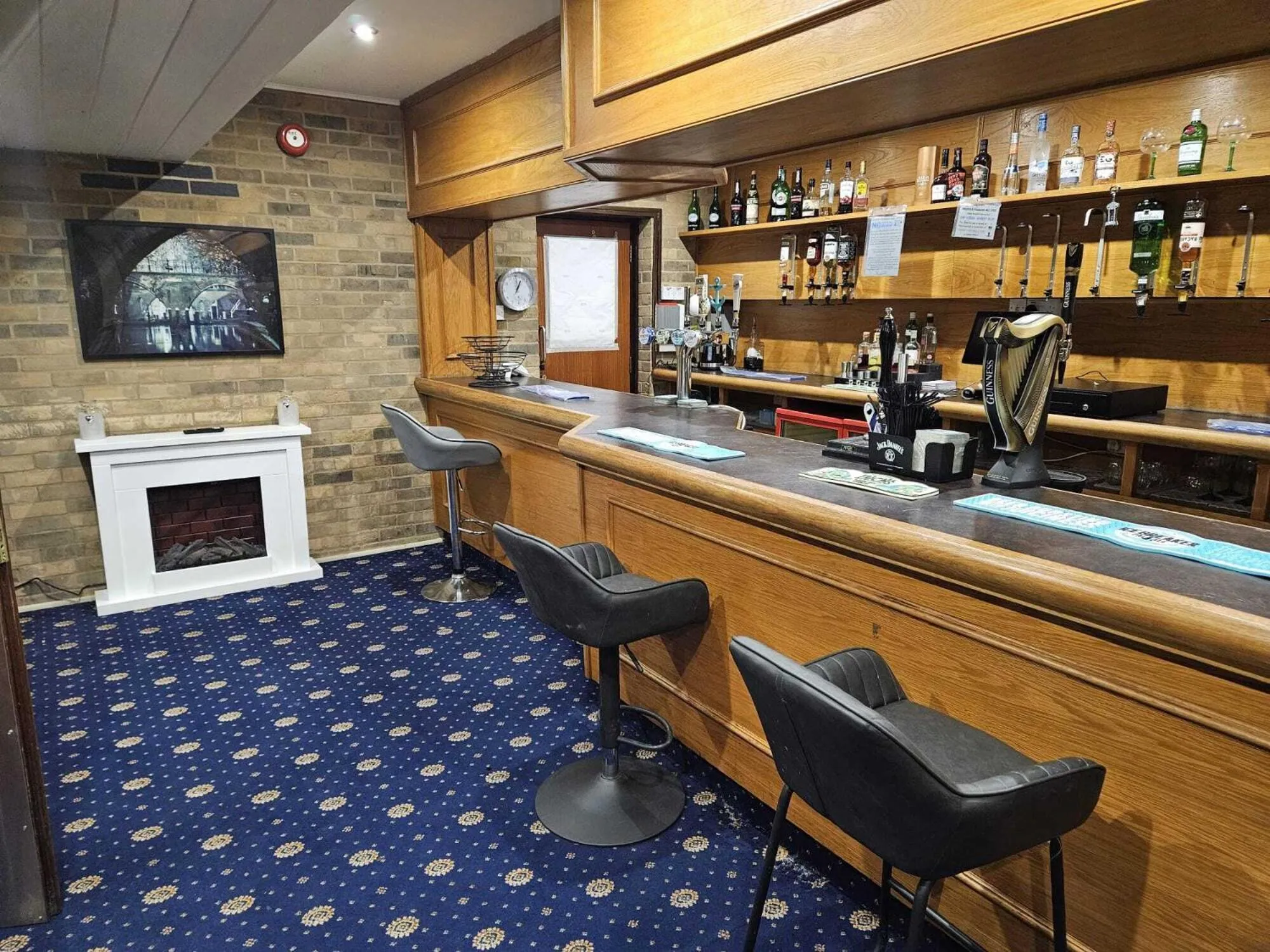 Lounge or bar in Dolphin Hotel St Ives