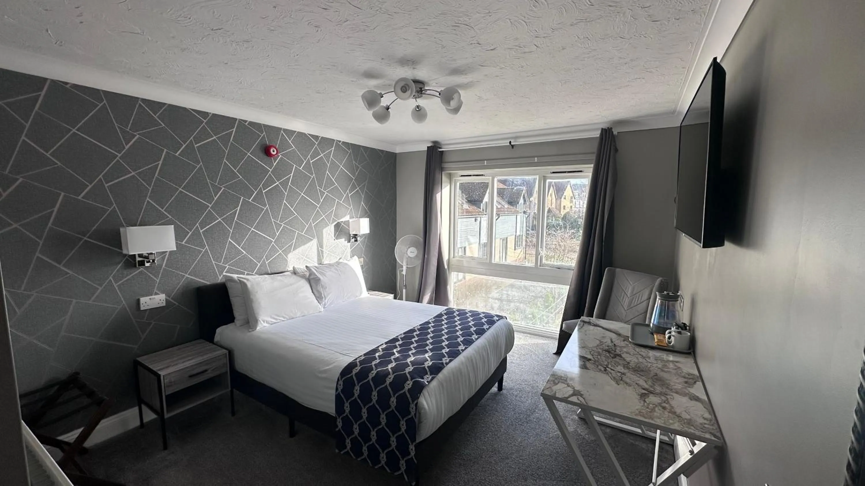 Bed in Dolphin Hotel St Ives