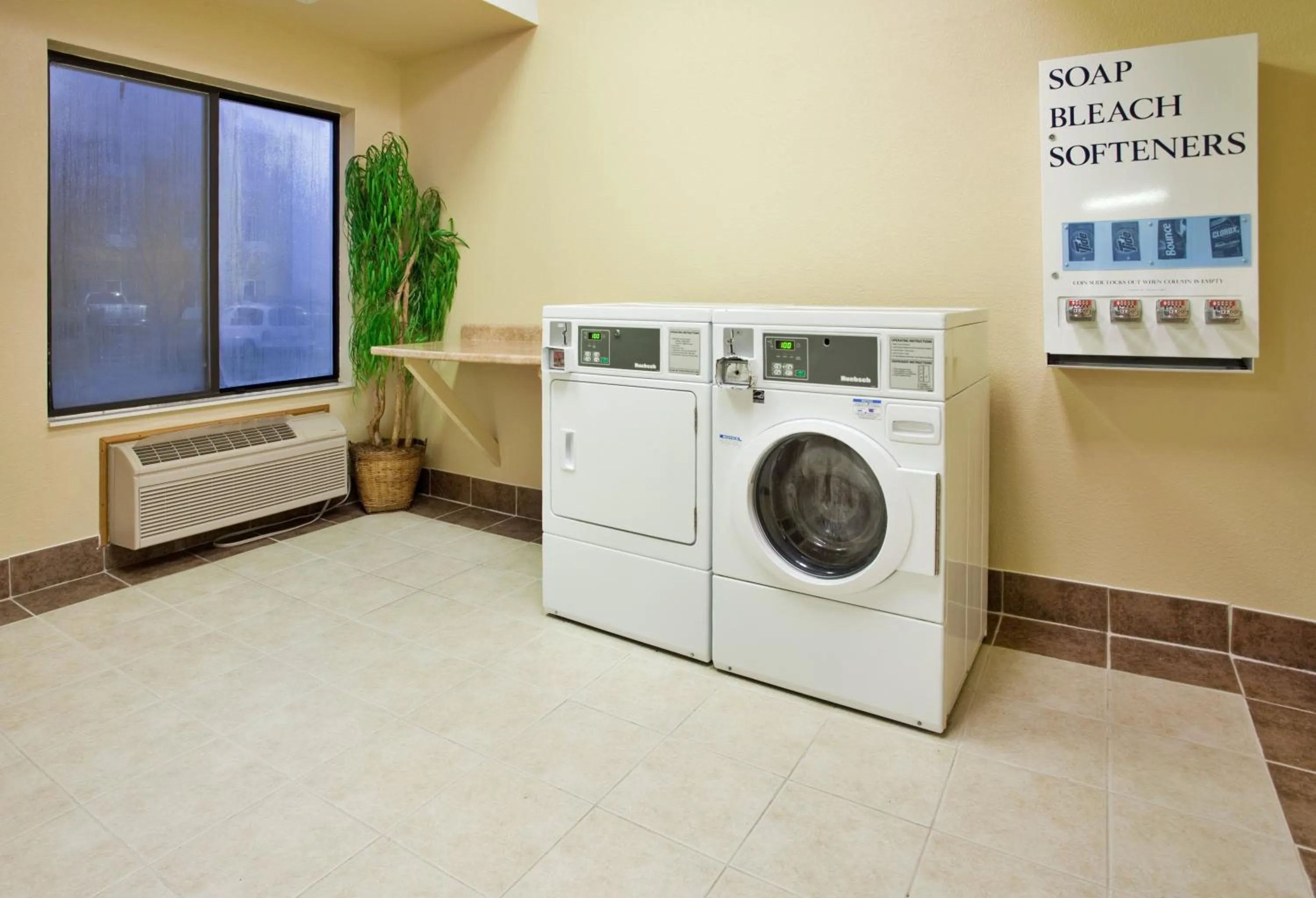 Other in Holiday Inn Express Kansas City Liberty Missouri by IHG