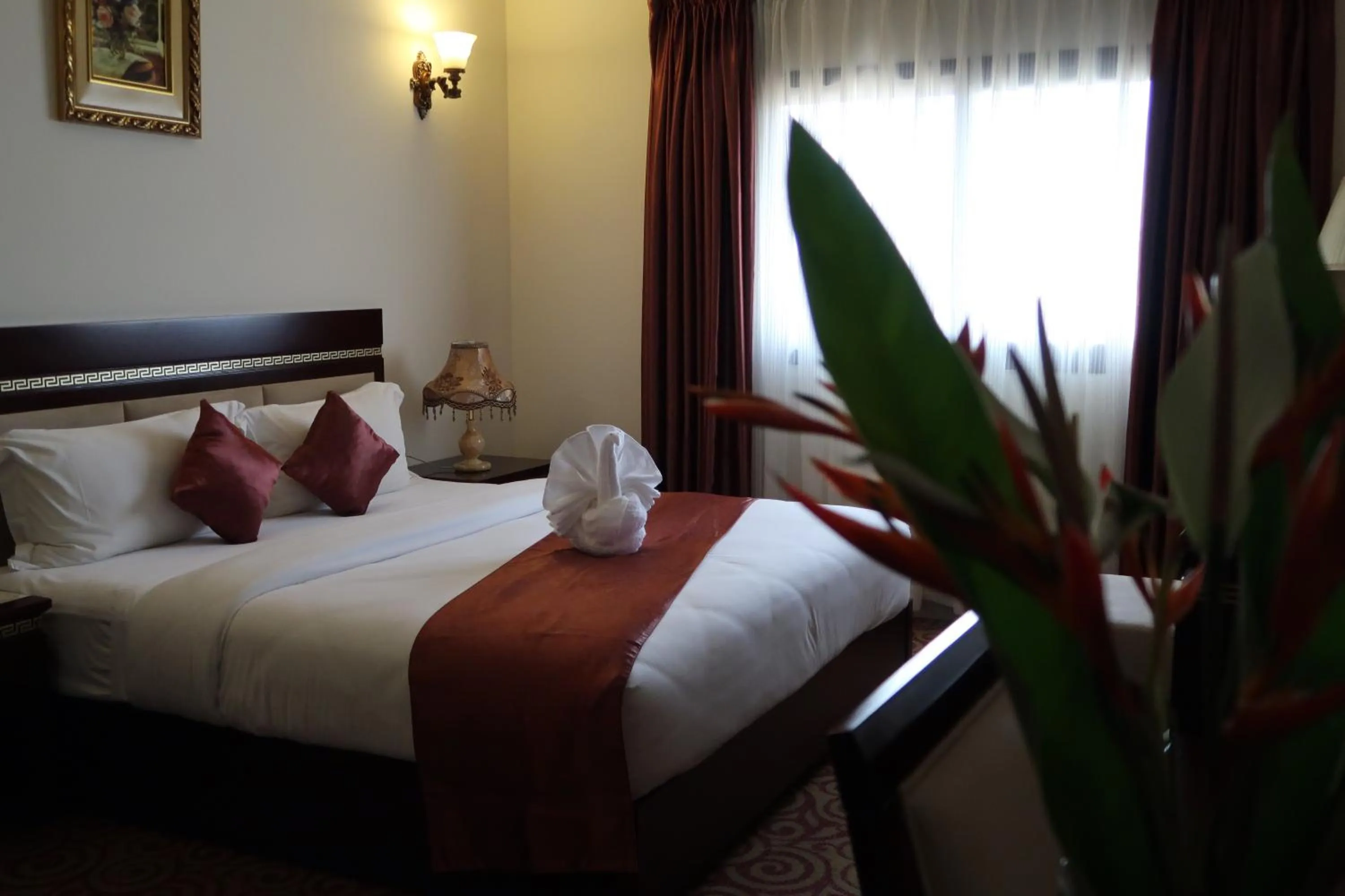 Bedroom, Bed in Boulevard Palace Hotel