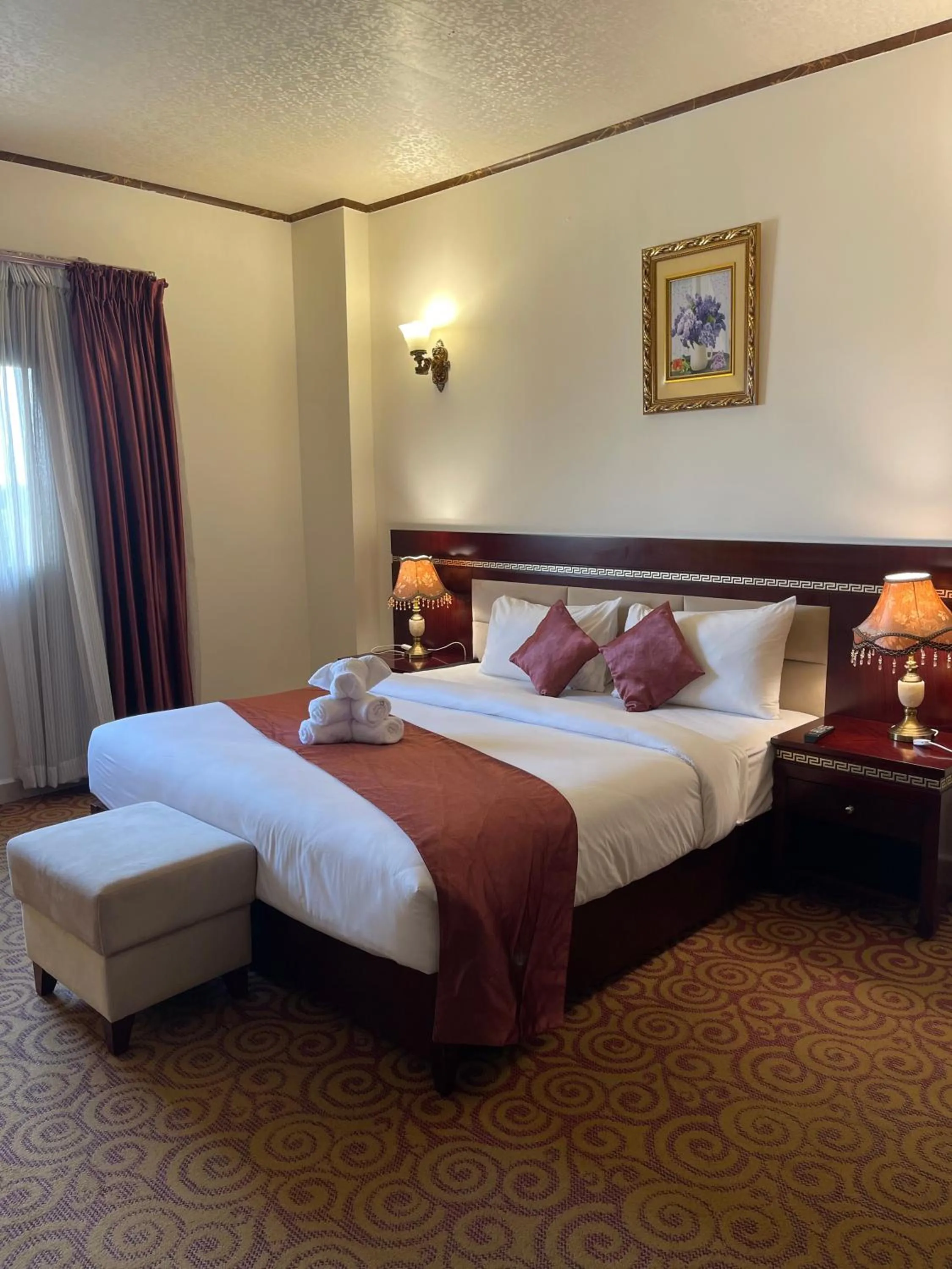 Bedroom, Bed in Boulevard Palace Hotel