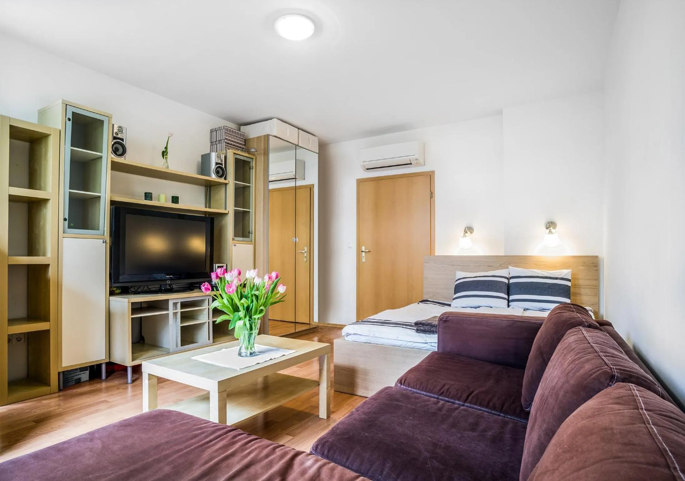 Lovely Corvin Apartment