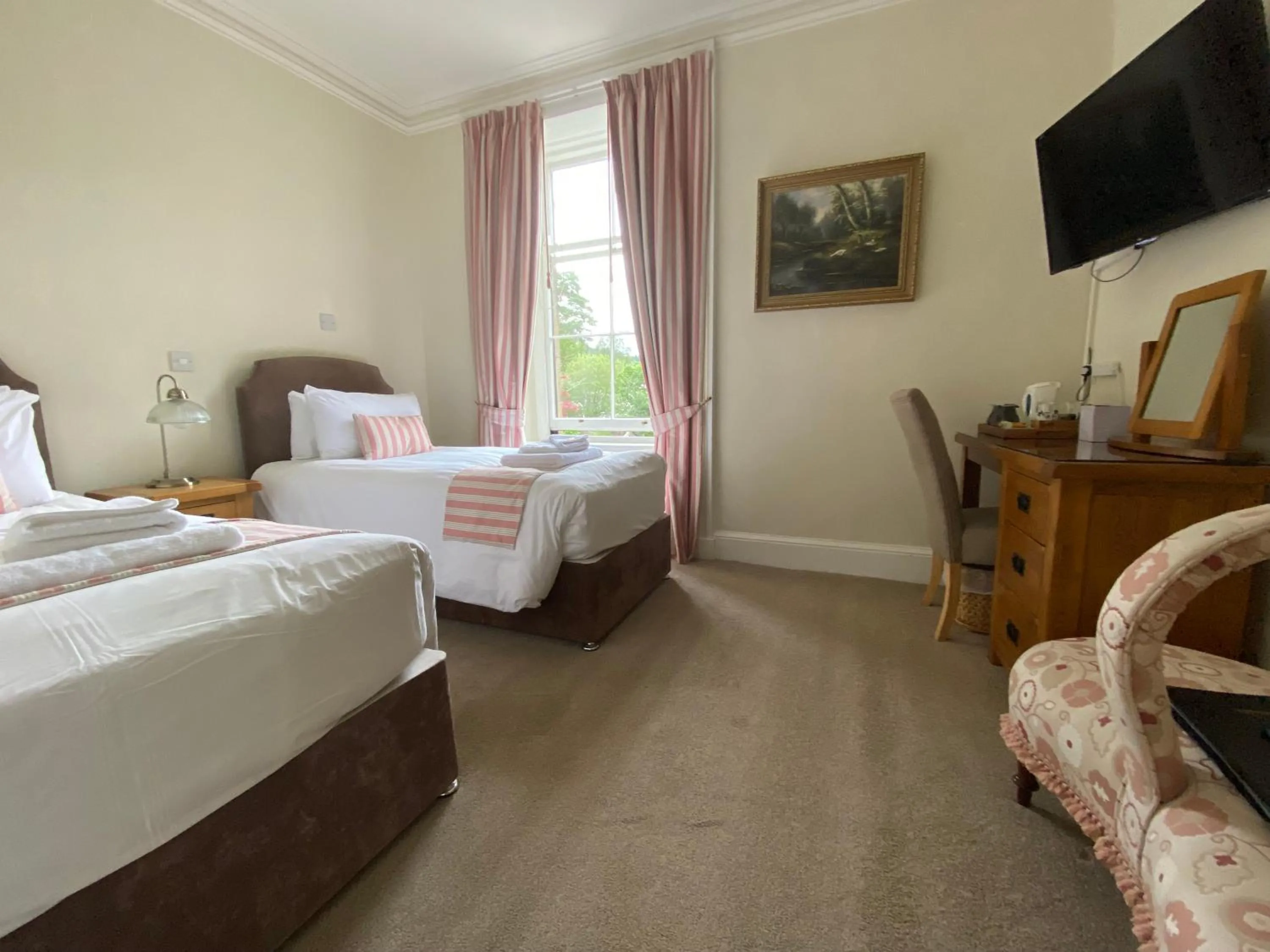 Bed in Lubnaig Guest House