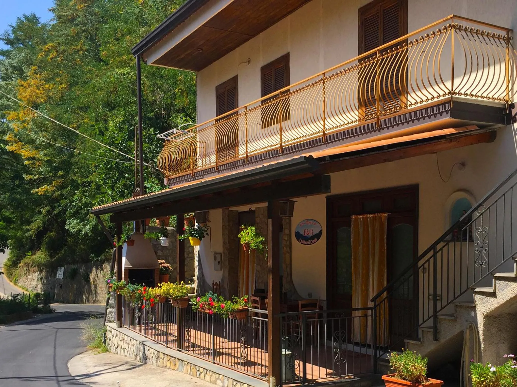 Facade/entrance in Cantina del Casale