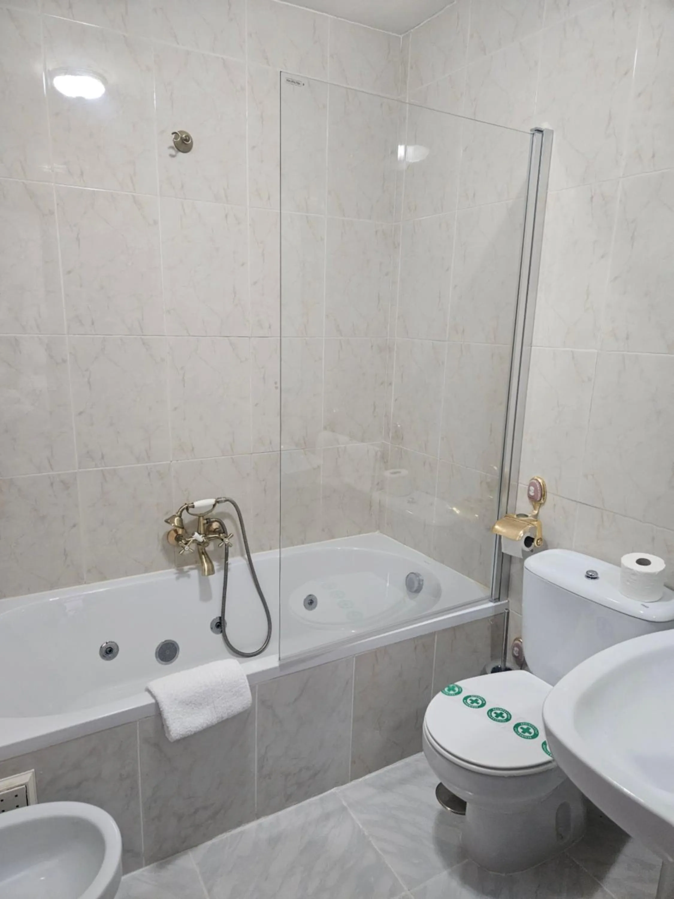 Bathroom in Hosteria Real de Zamora