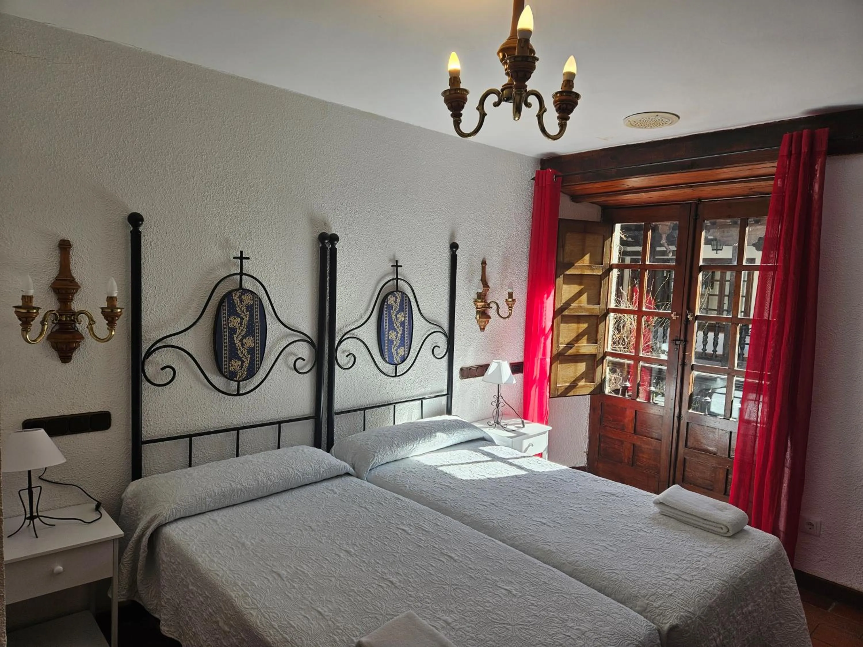 Bedroom, Bed in Hosteria Real de Zamora