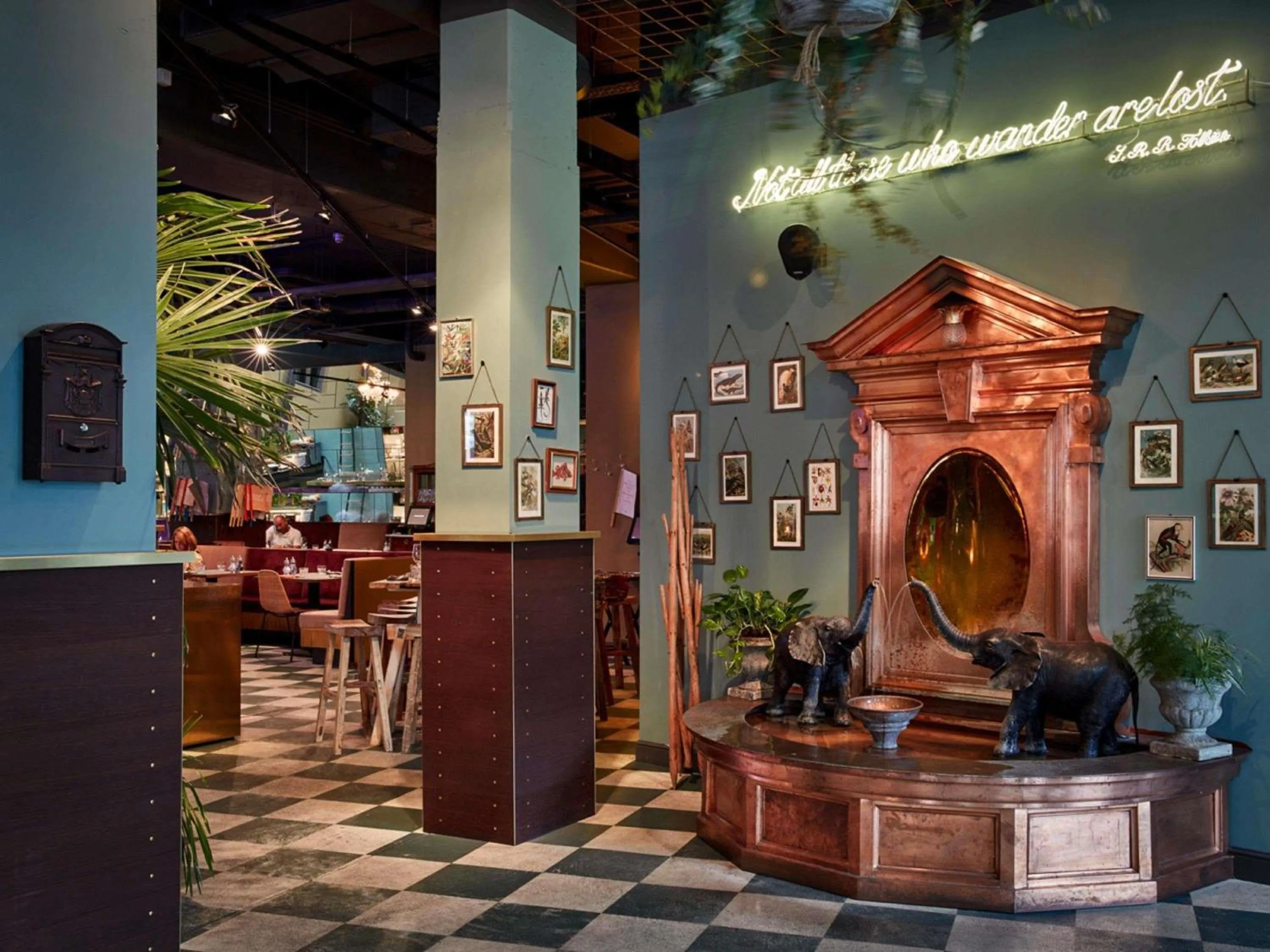 Restaurant/places to eat in 25hours Hotel The Royal Bavarian