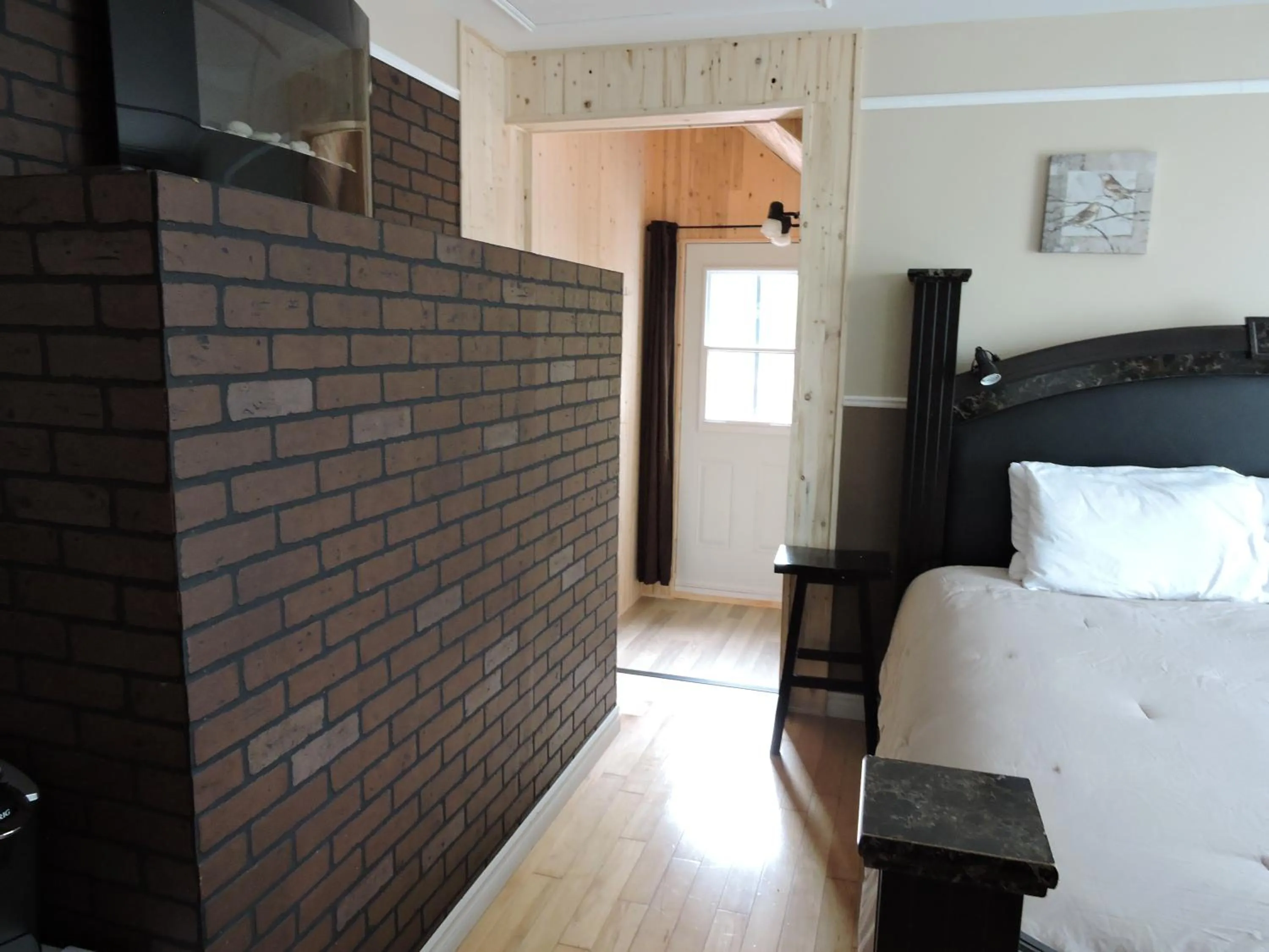 Photo of the whole room, Bed in Gite Passion et Tendresse B&B