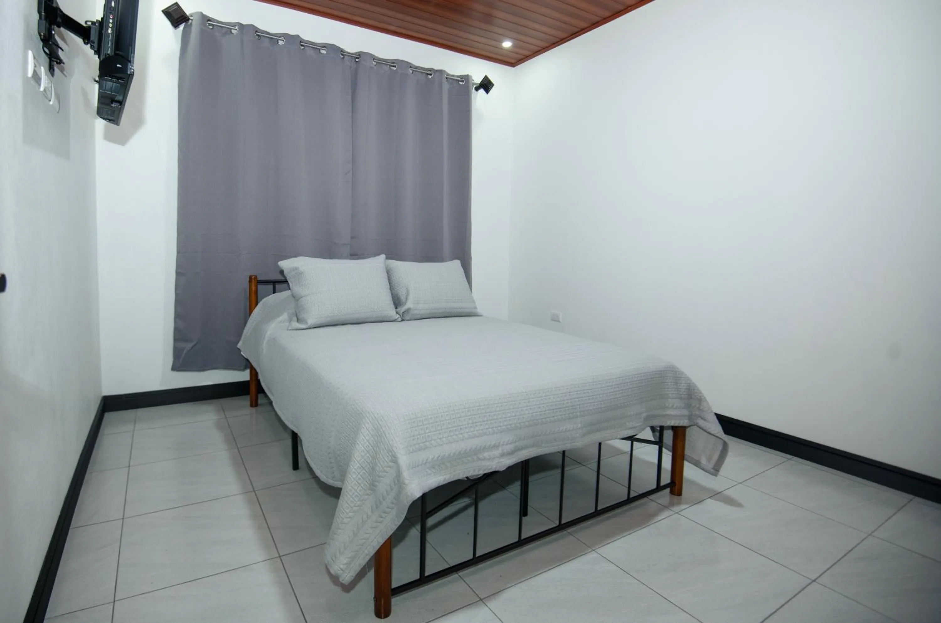 Bed in La Terraza Guest House B&B