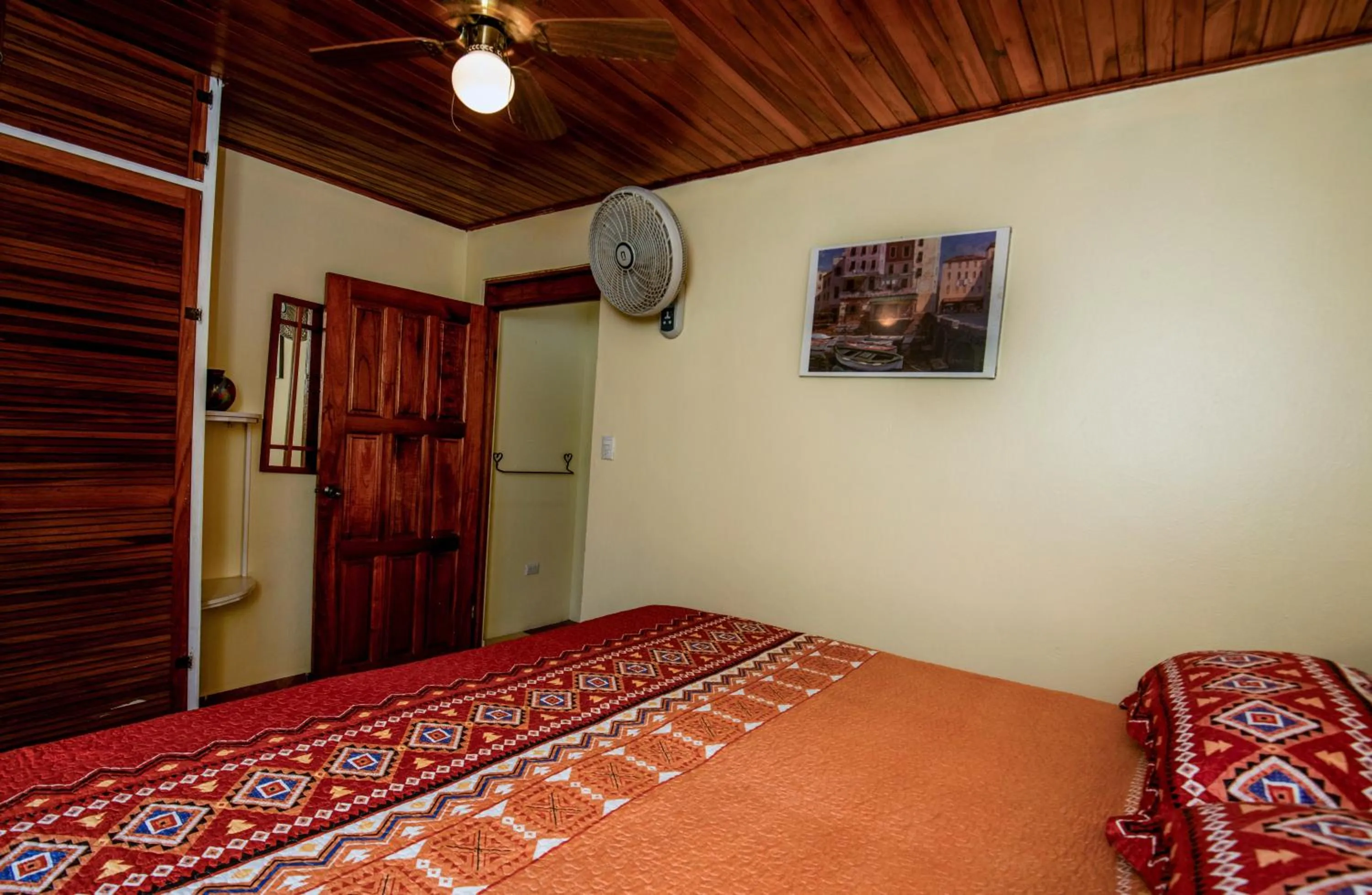 Bed in La Terraza Guest House B&B