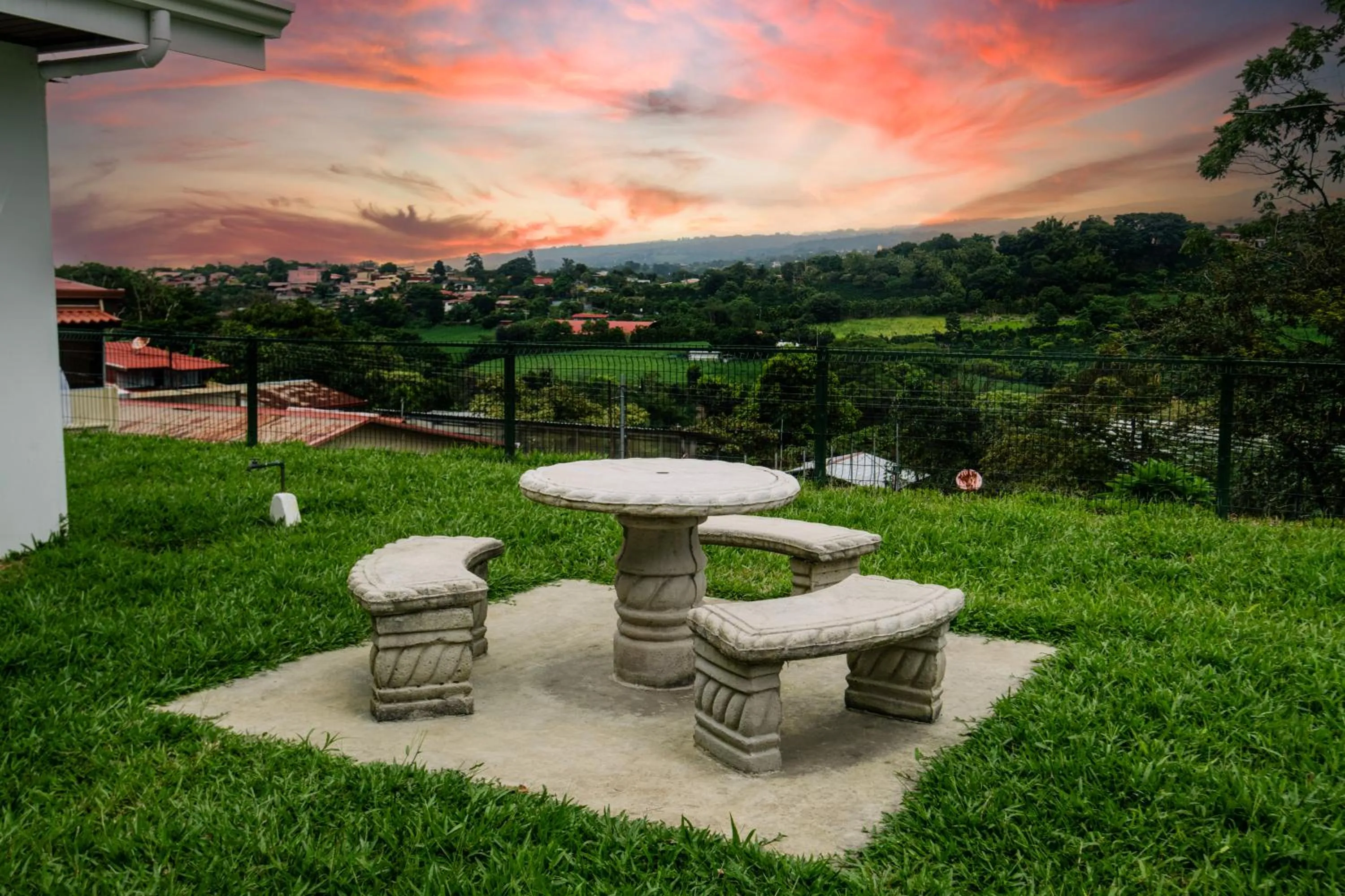 La Terraza Guest House B&B