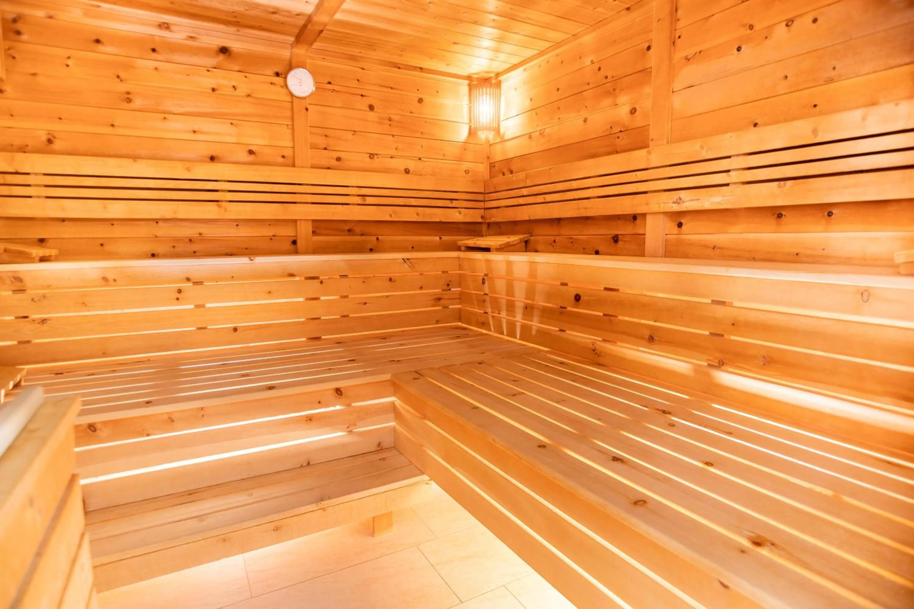 Sauna in COOEE alpin Hotel Dachstein