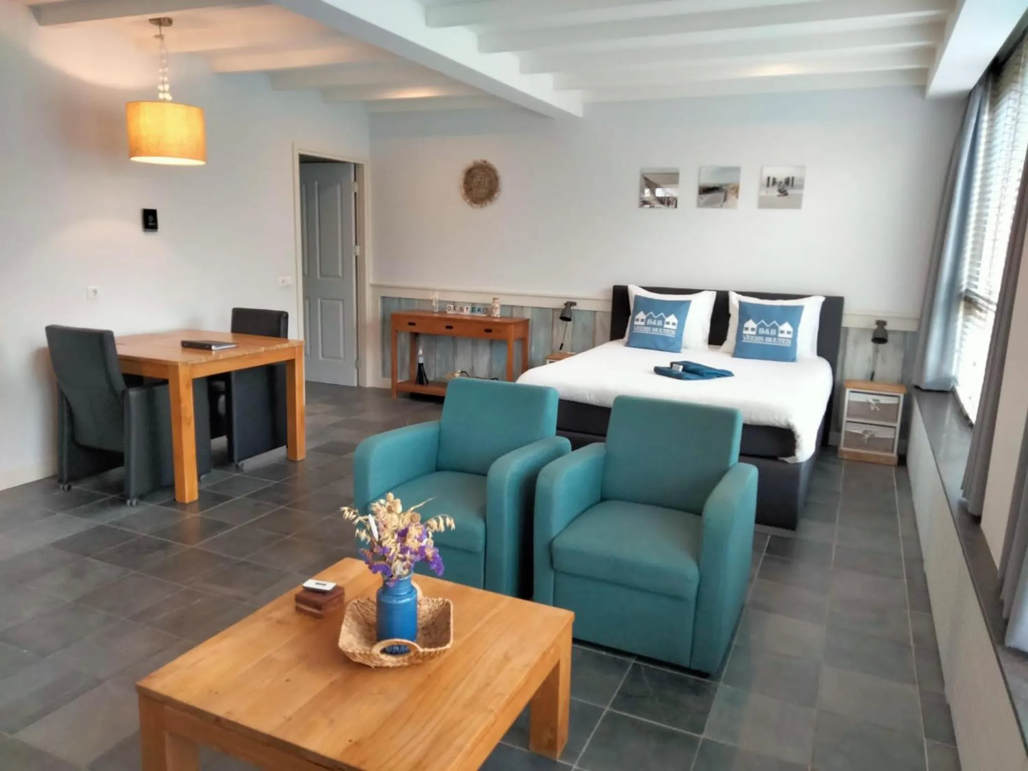 Seating area in B&B Veers Buuten