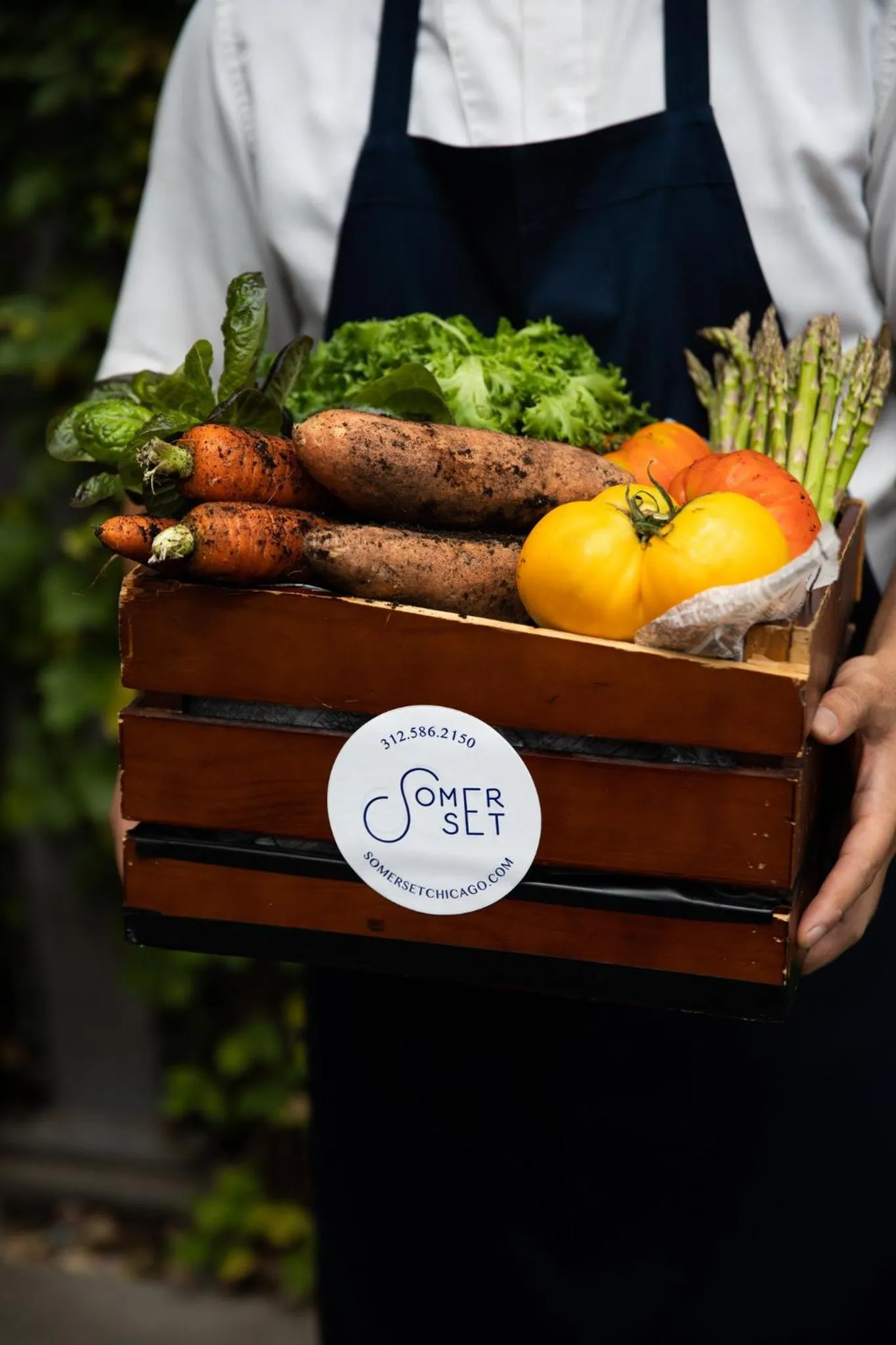 Restaurant/places to eat in Viceroy Chicago