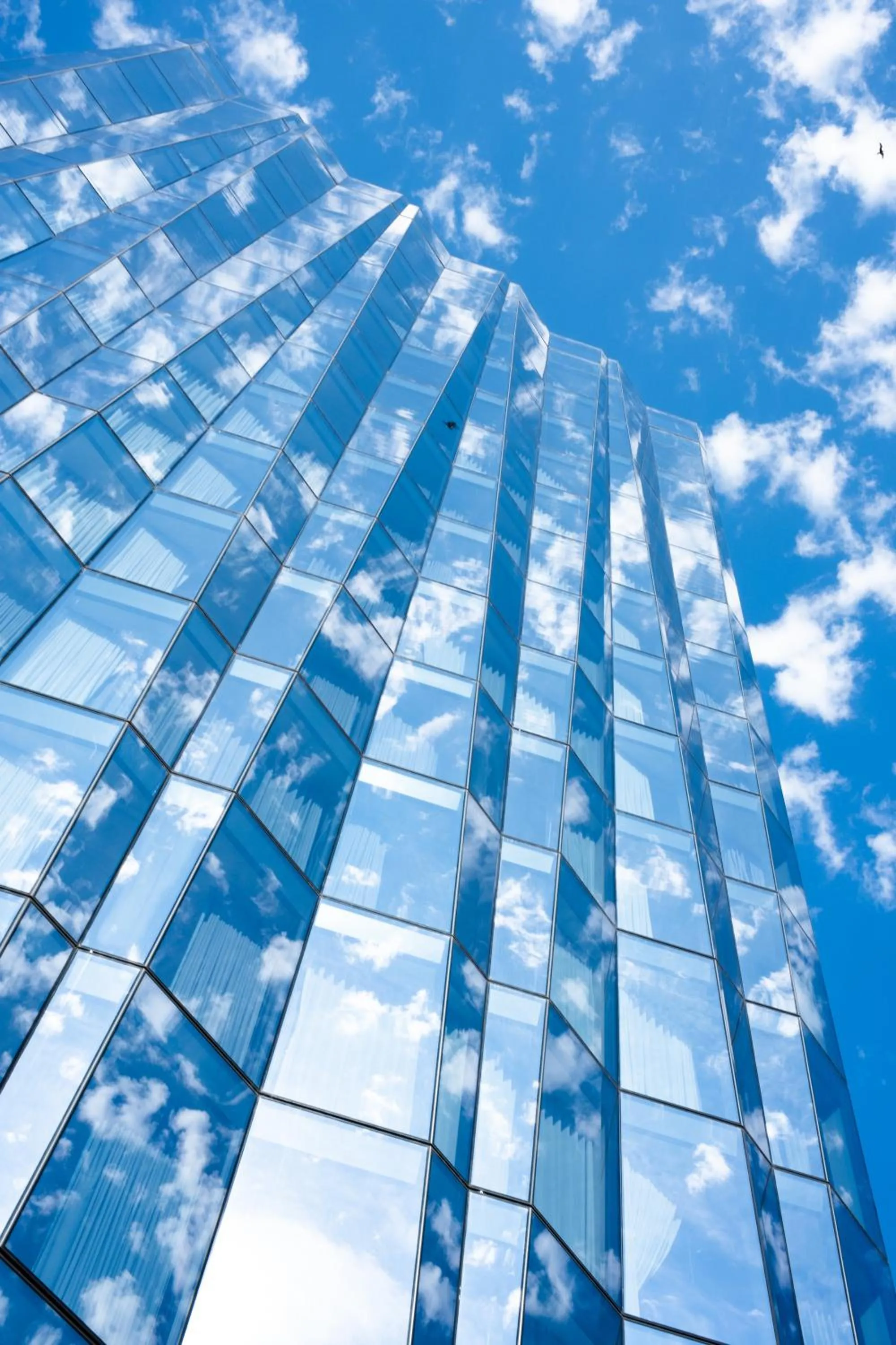 Property building in Viceroy Chicago