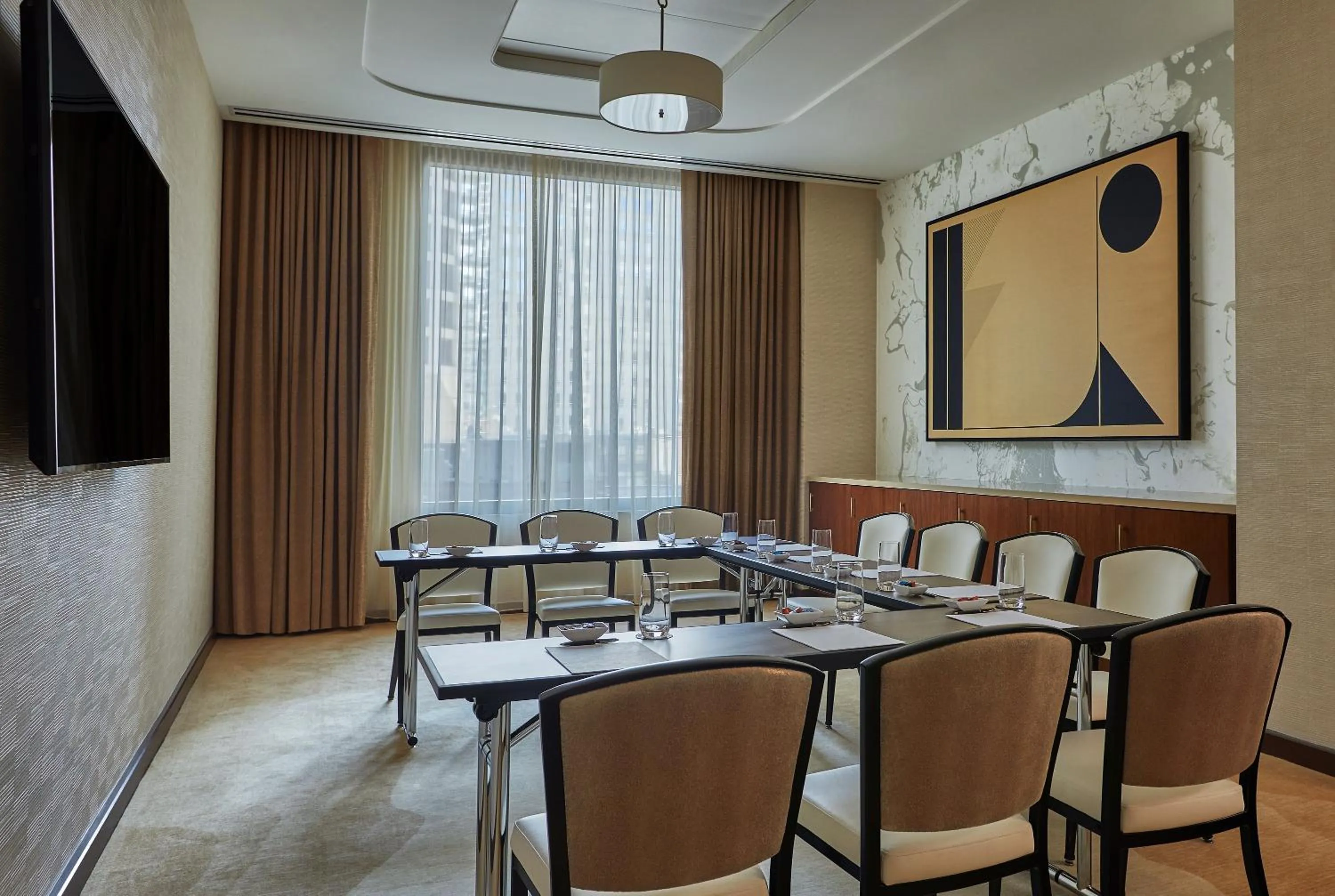 Meeting/conference room in Viceroy Chicago