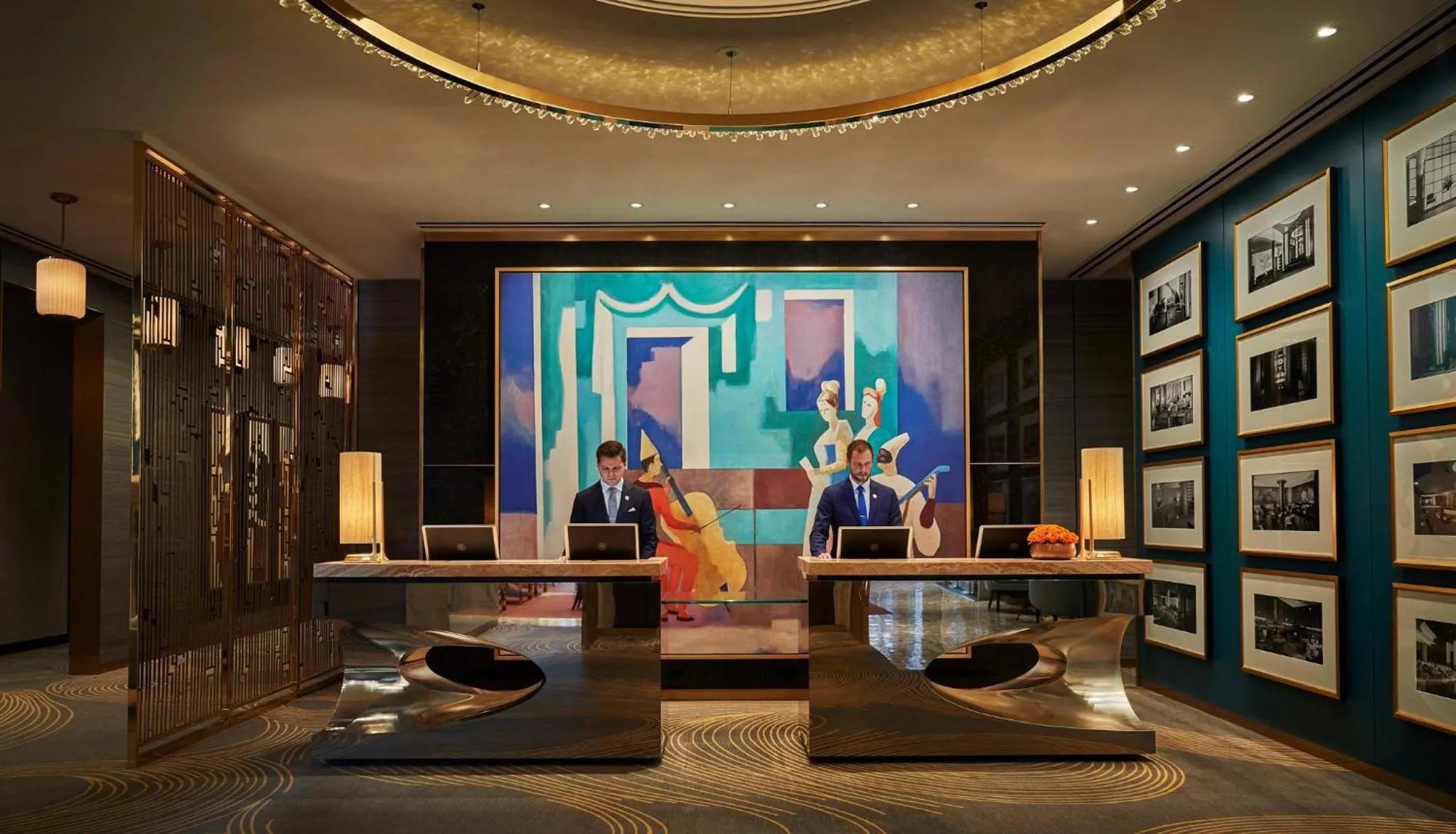 Lobby or reception in Viceroy Chicago
