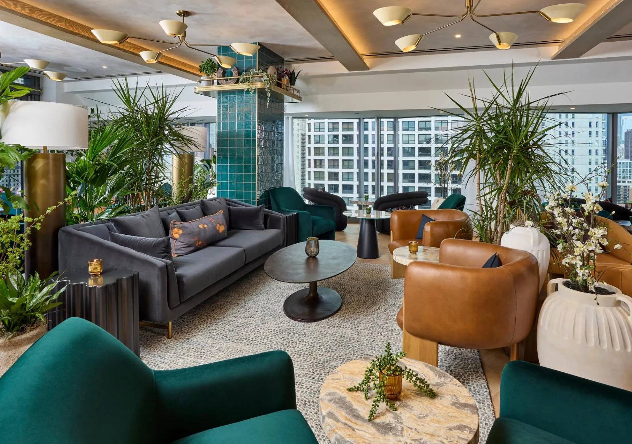 Restaurant/places to eat in Viceroy Chicago