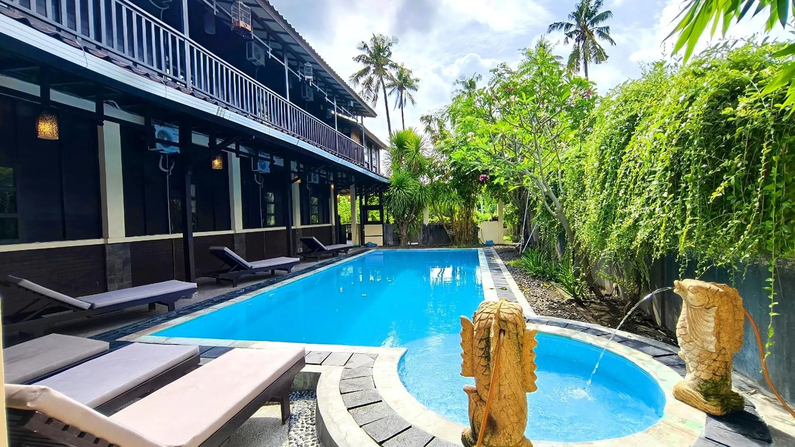 Swimming pool in Gili Buana Hostel & Backpackers Gili Air