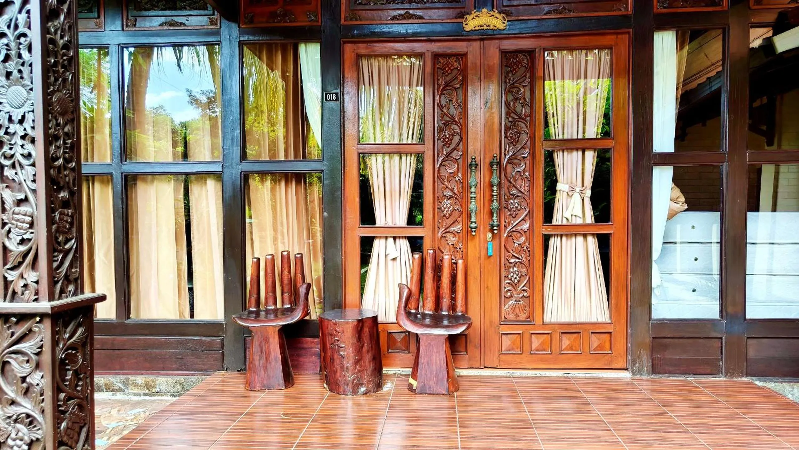 Property building in Gili Buana Hostel & Backpackers Gili Air