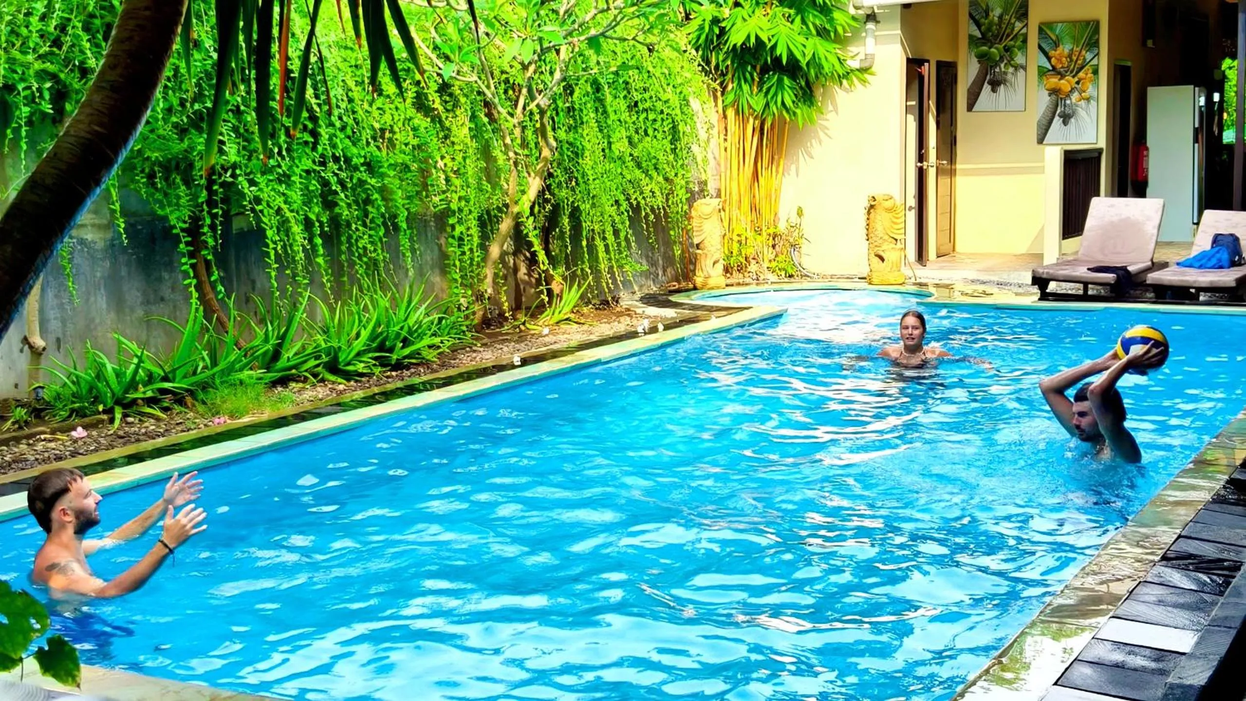 Swimming pool in Gili Buana Hostel & Backpackers Gili Air