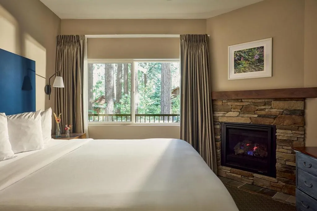 Bed in Black Bear Lodge