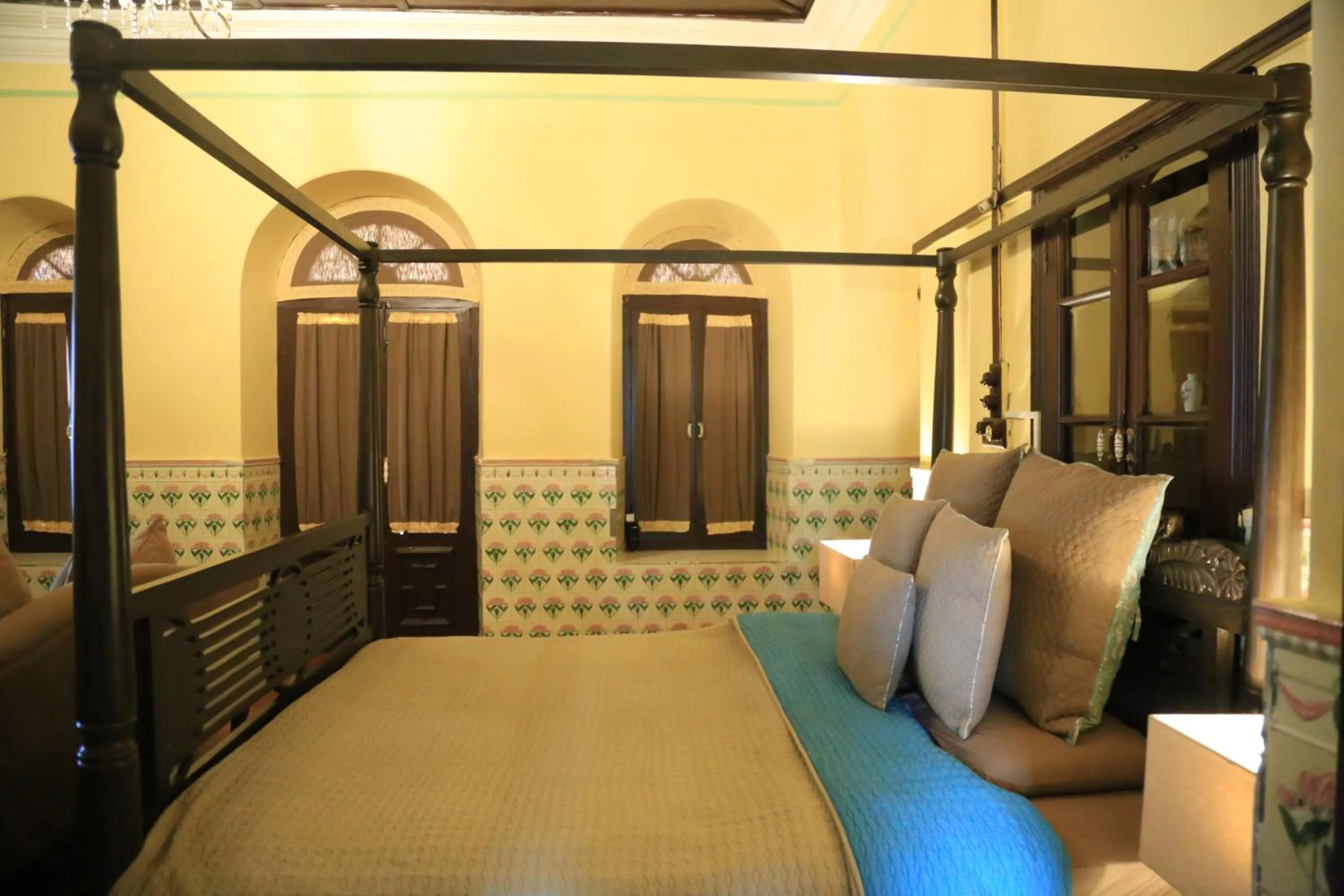 Bed in Raghu Vilas