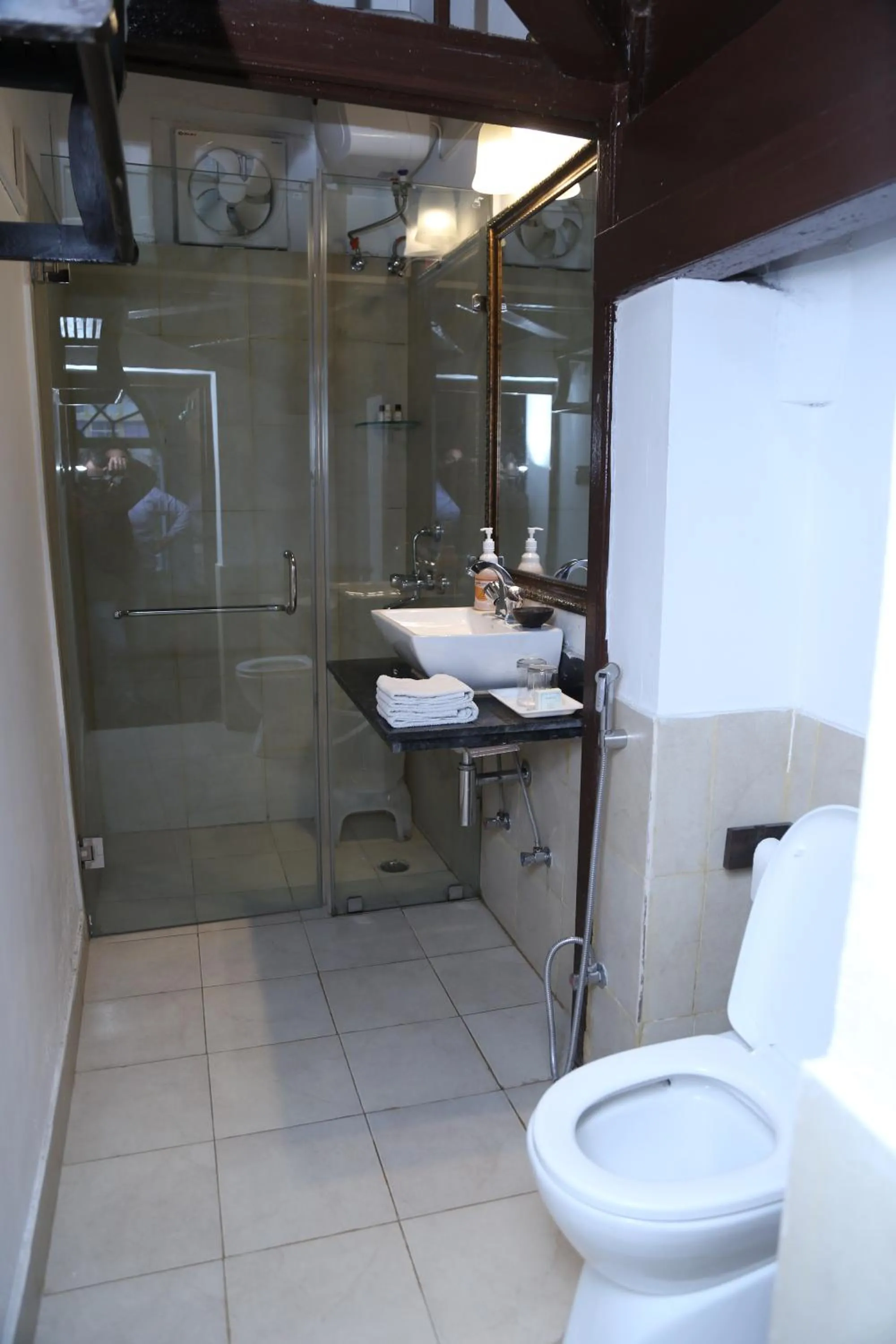 Bathroom in Raghu Vilas