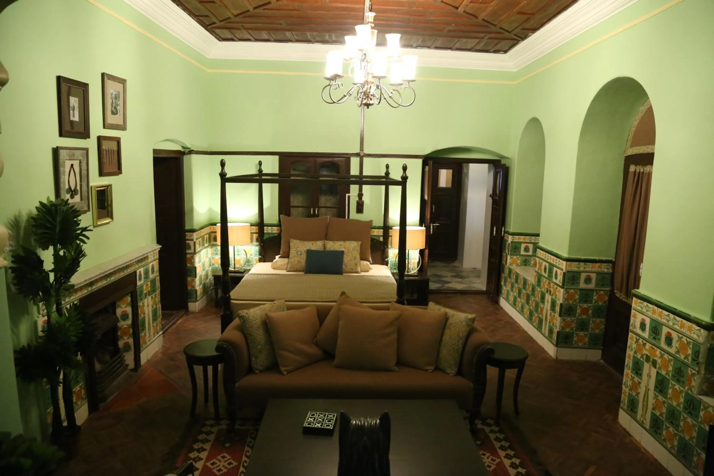 Photo of the whole room, Bed in Raghu Vilas