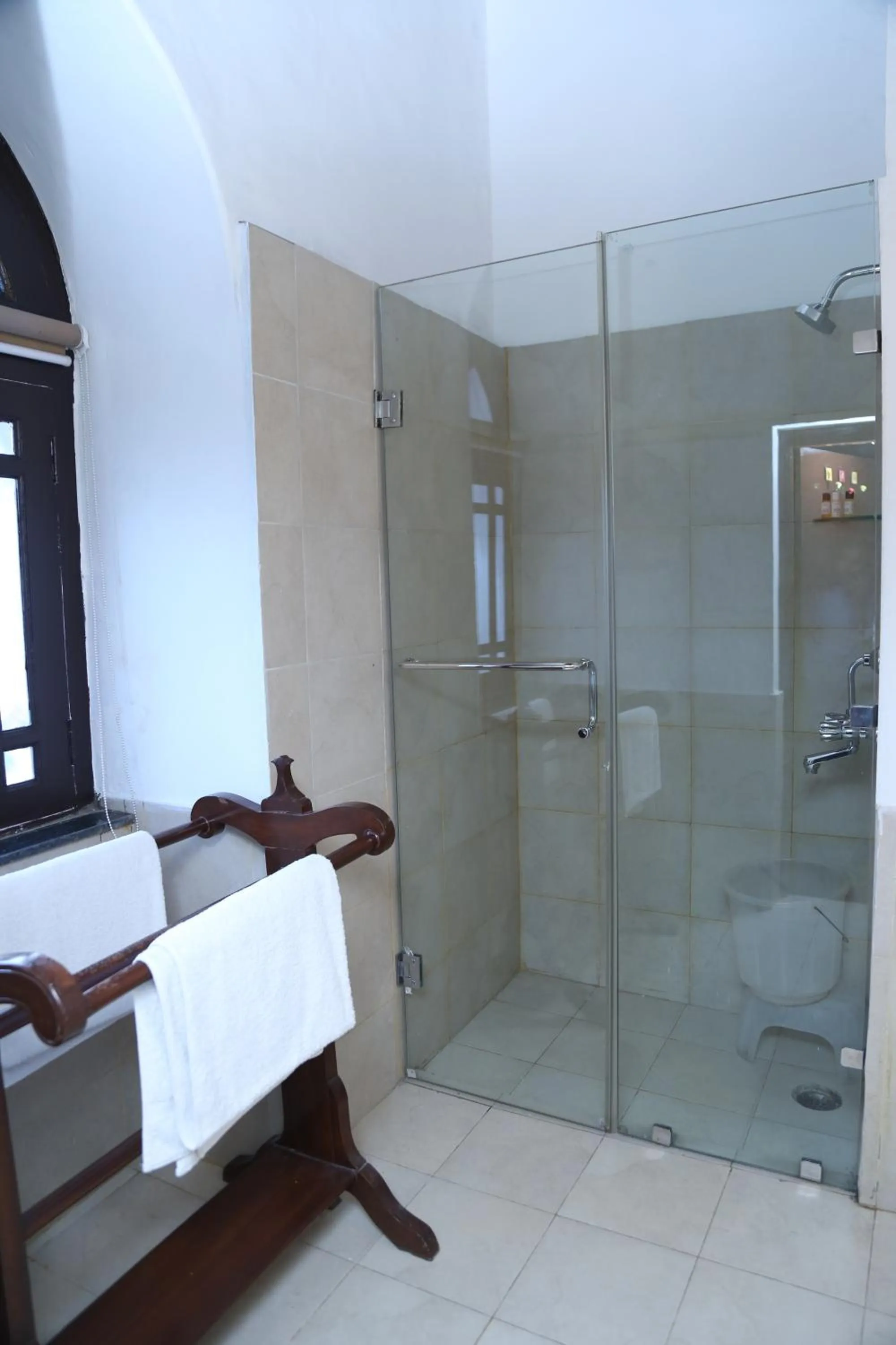 Bathroom in Raghu Vilas