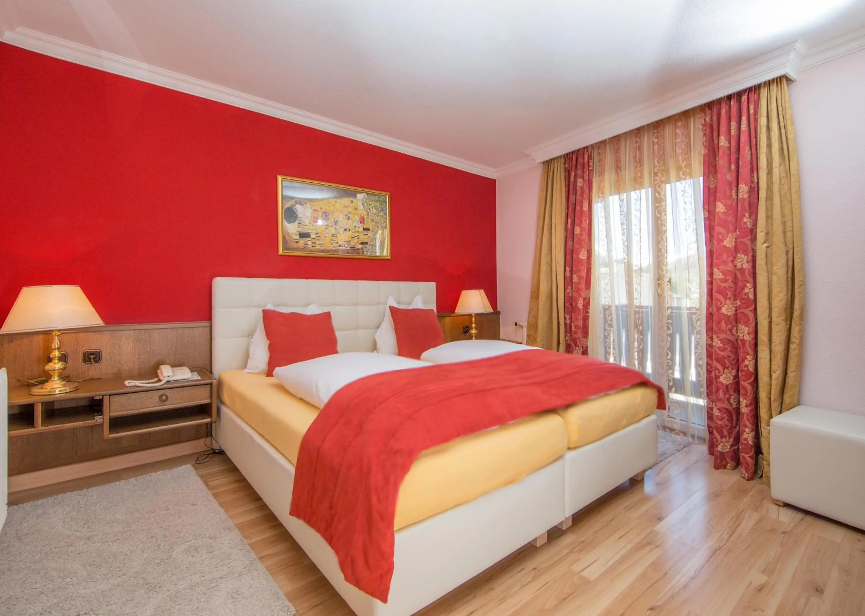 Photo of the whole room, Bed in Berger's Sporthotel