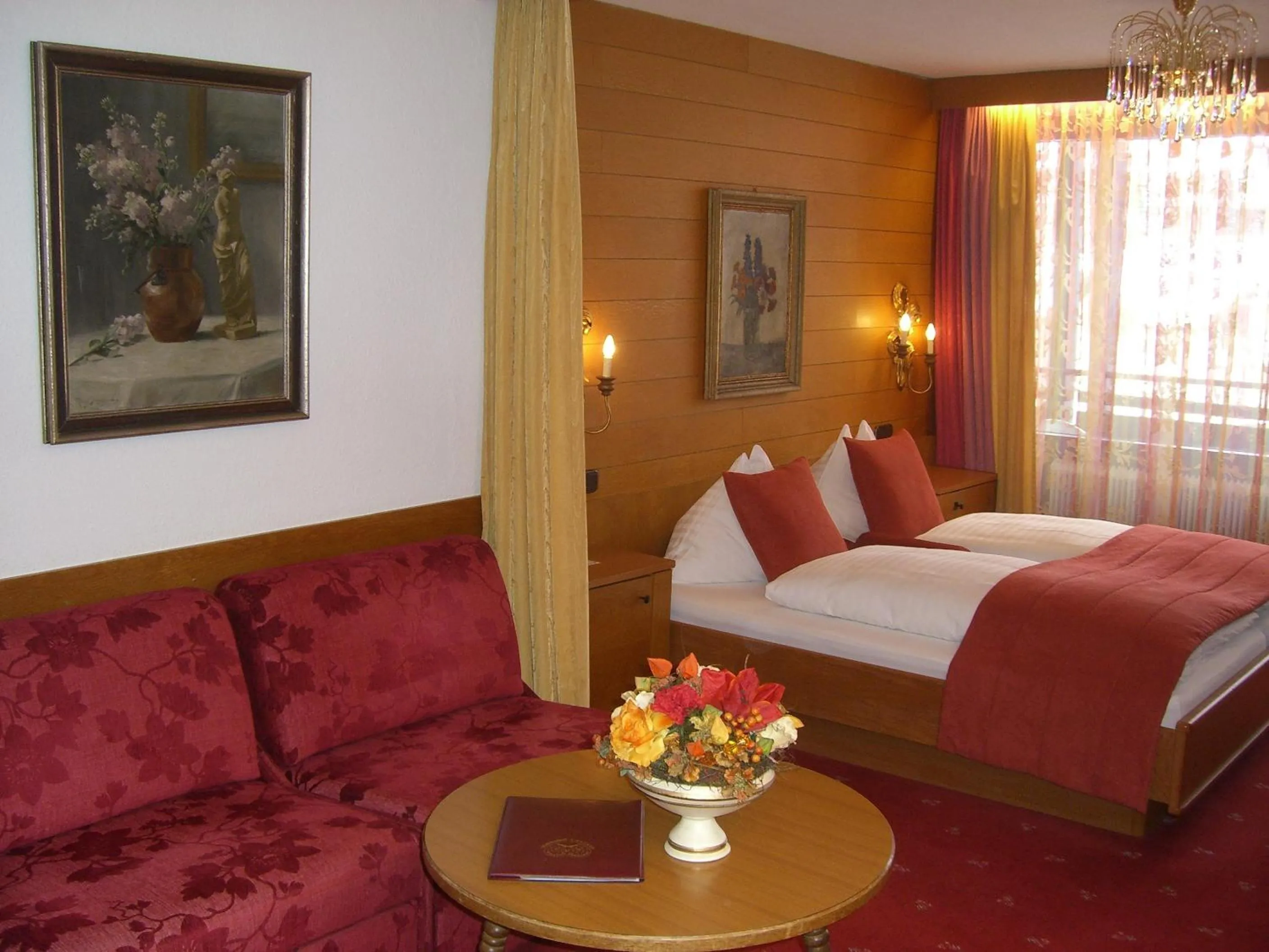 Photo of the whole room, Bed in Berger's Sporthotel