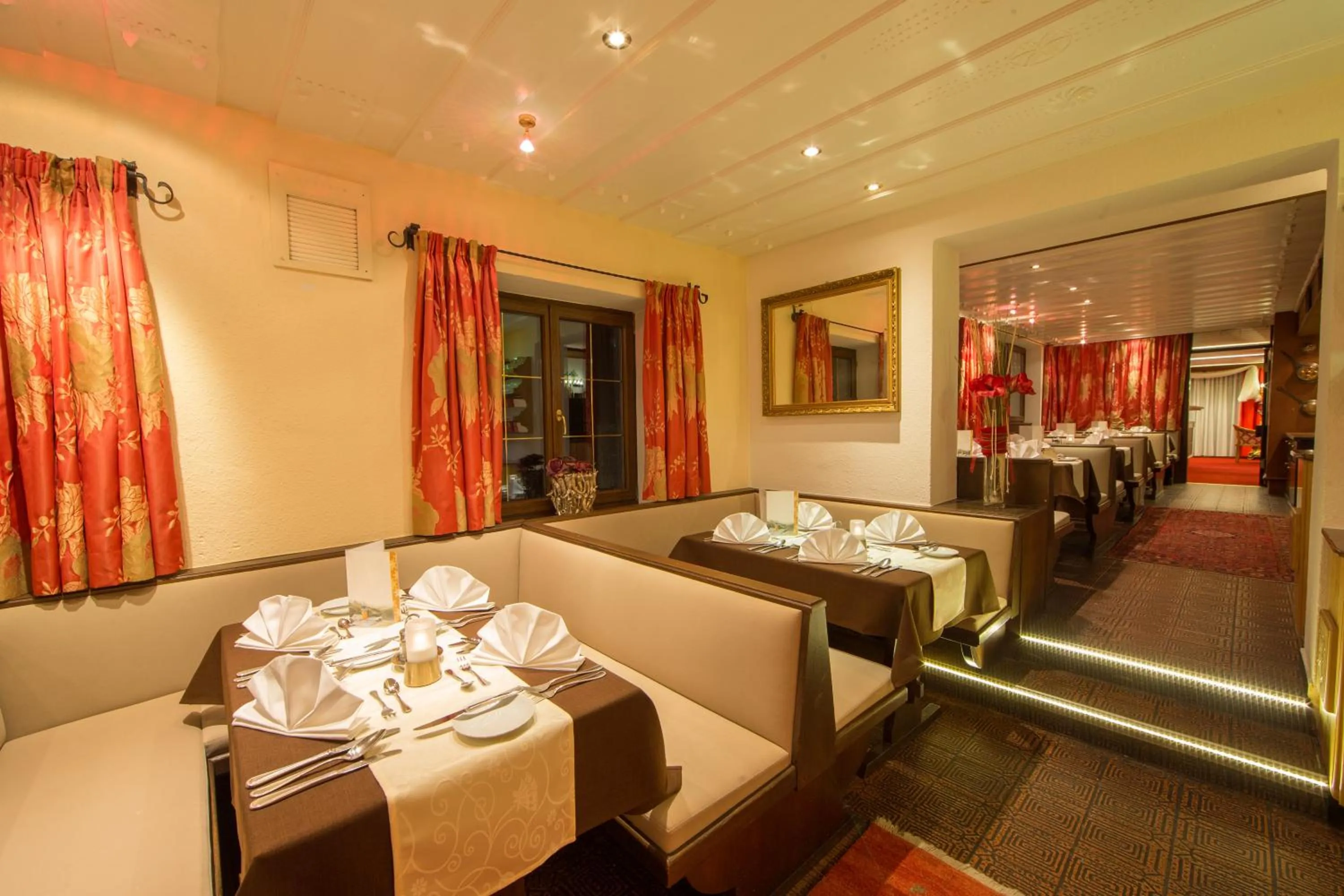 Restaurant/places to eat in Berger's Sporthotel