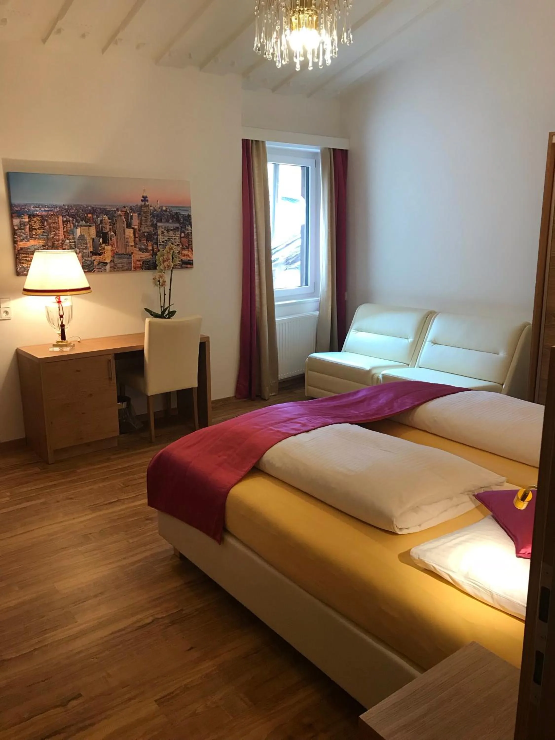 Photo of the whole room, Bed in Berger's Sporthotel