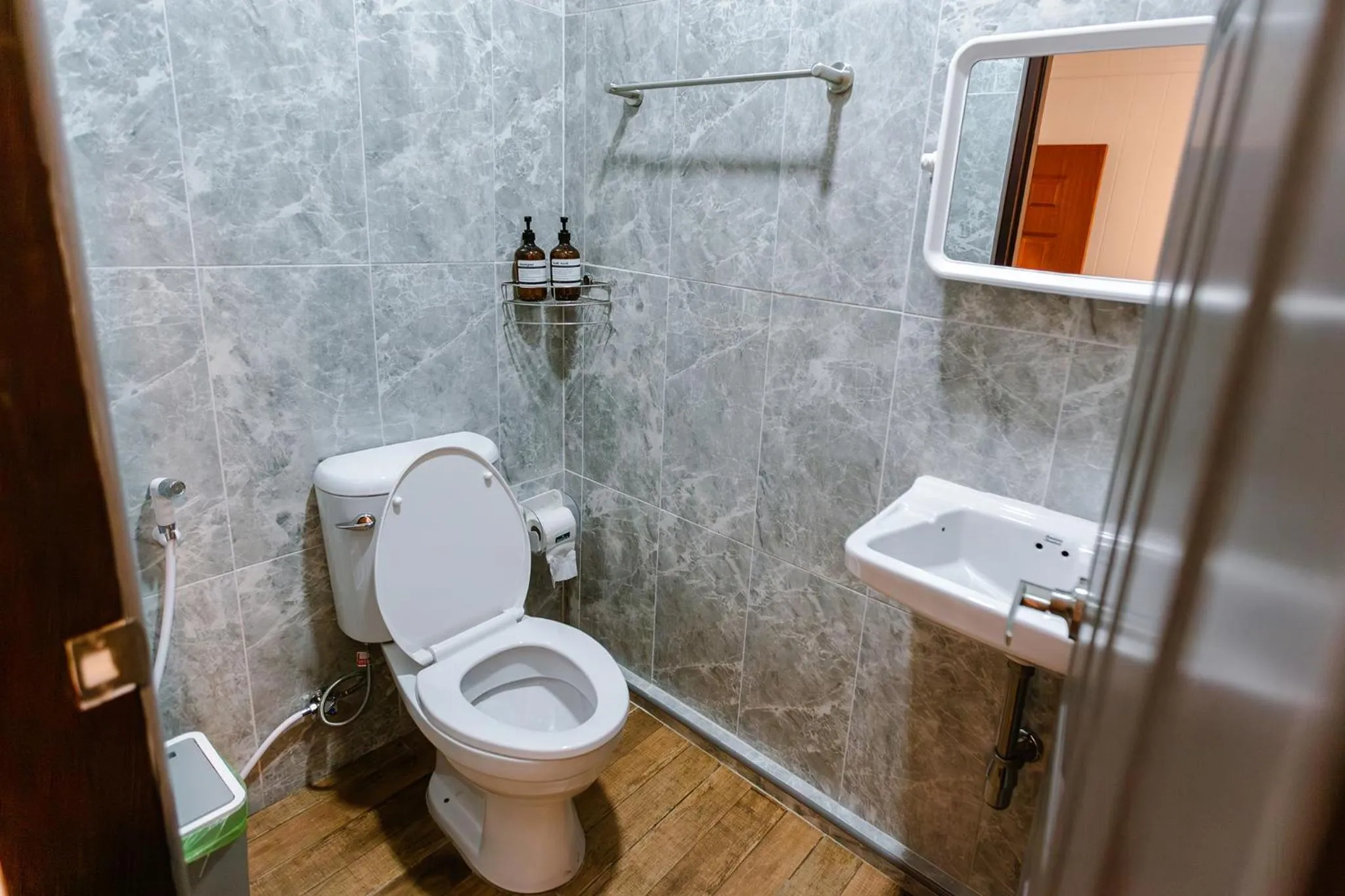 Toilet in Diff Hostel