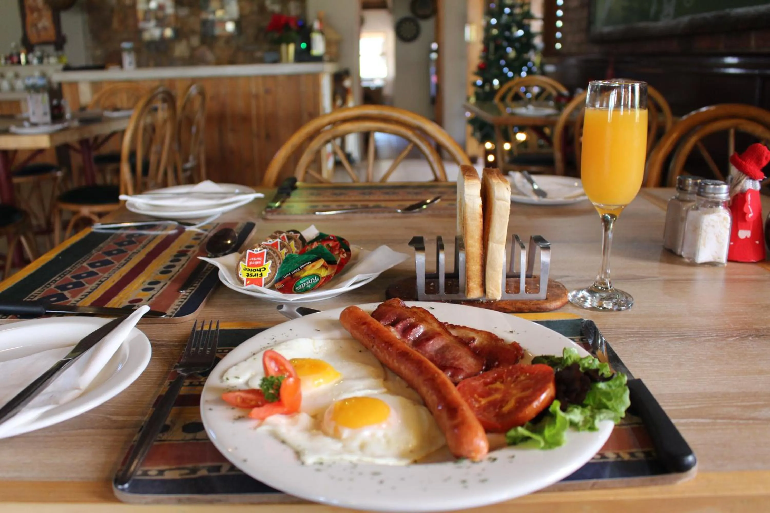 Breakfast in Magoebaskloof Mountain Lodge