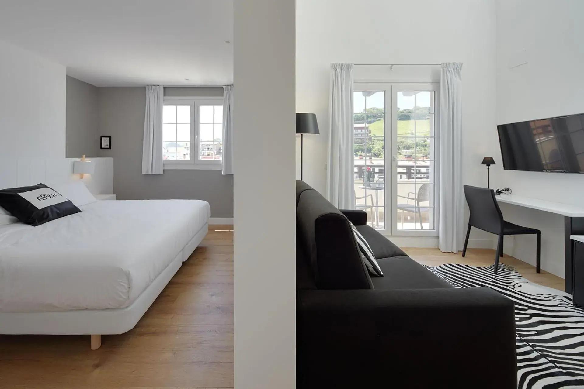 Deluxe Double Room with Terrace in Hotel Flysch Deluxe Double Room with Terrace in Hotel Flysch